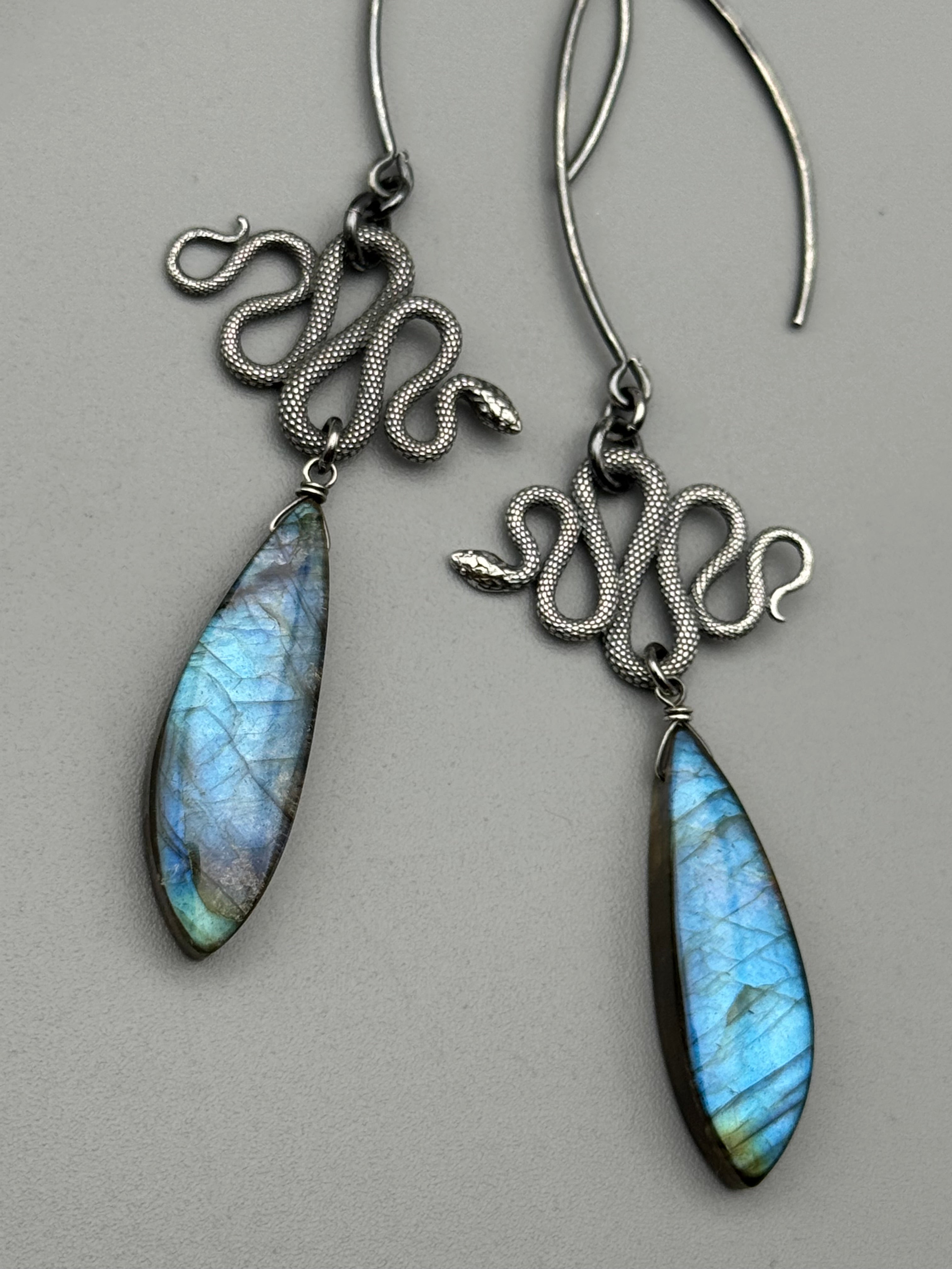 •SIDEWINDER• labradorite + silver earrings