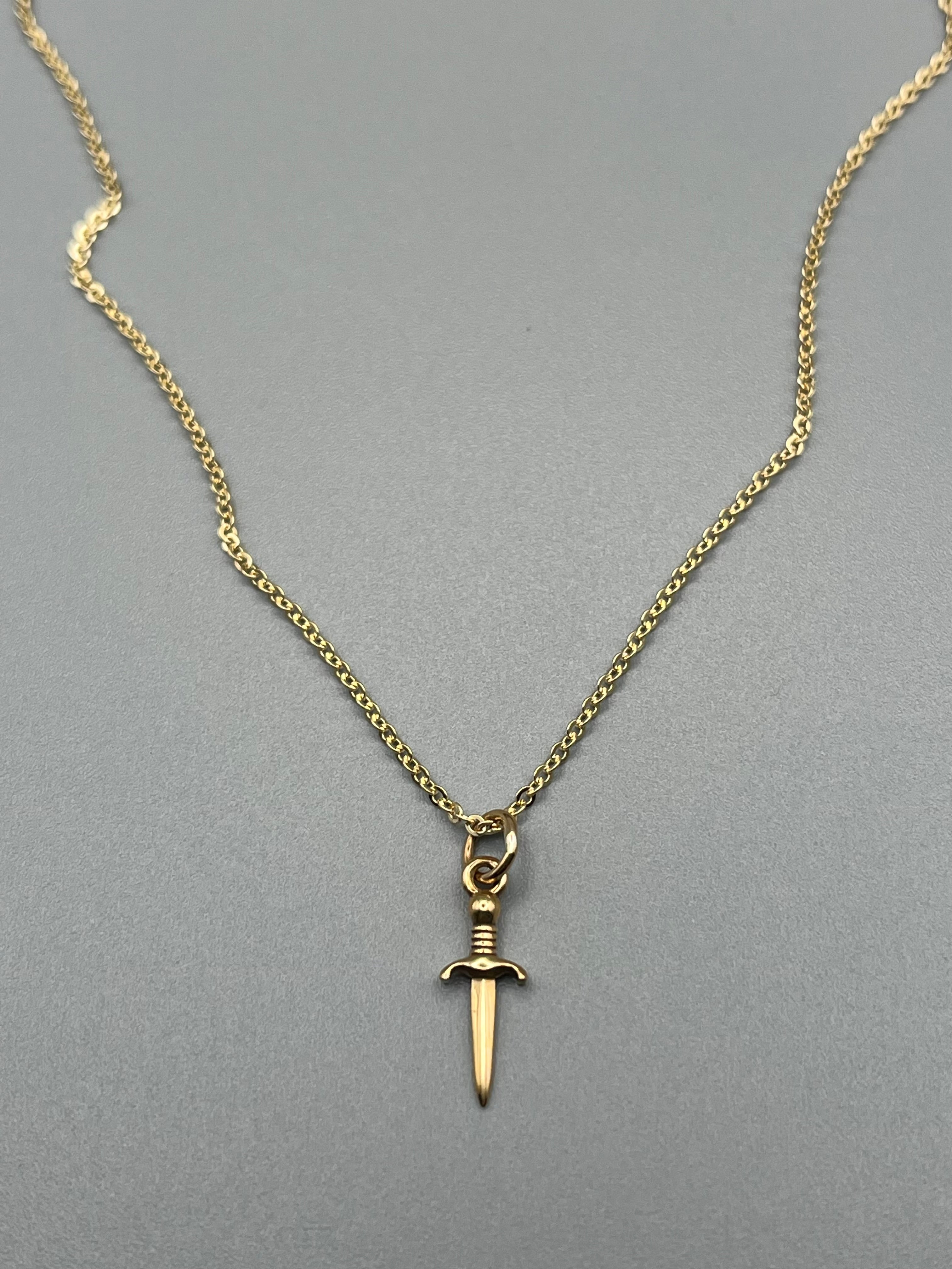 •LITTLE DAGGER• gold necklace