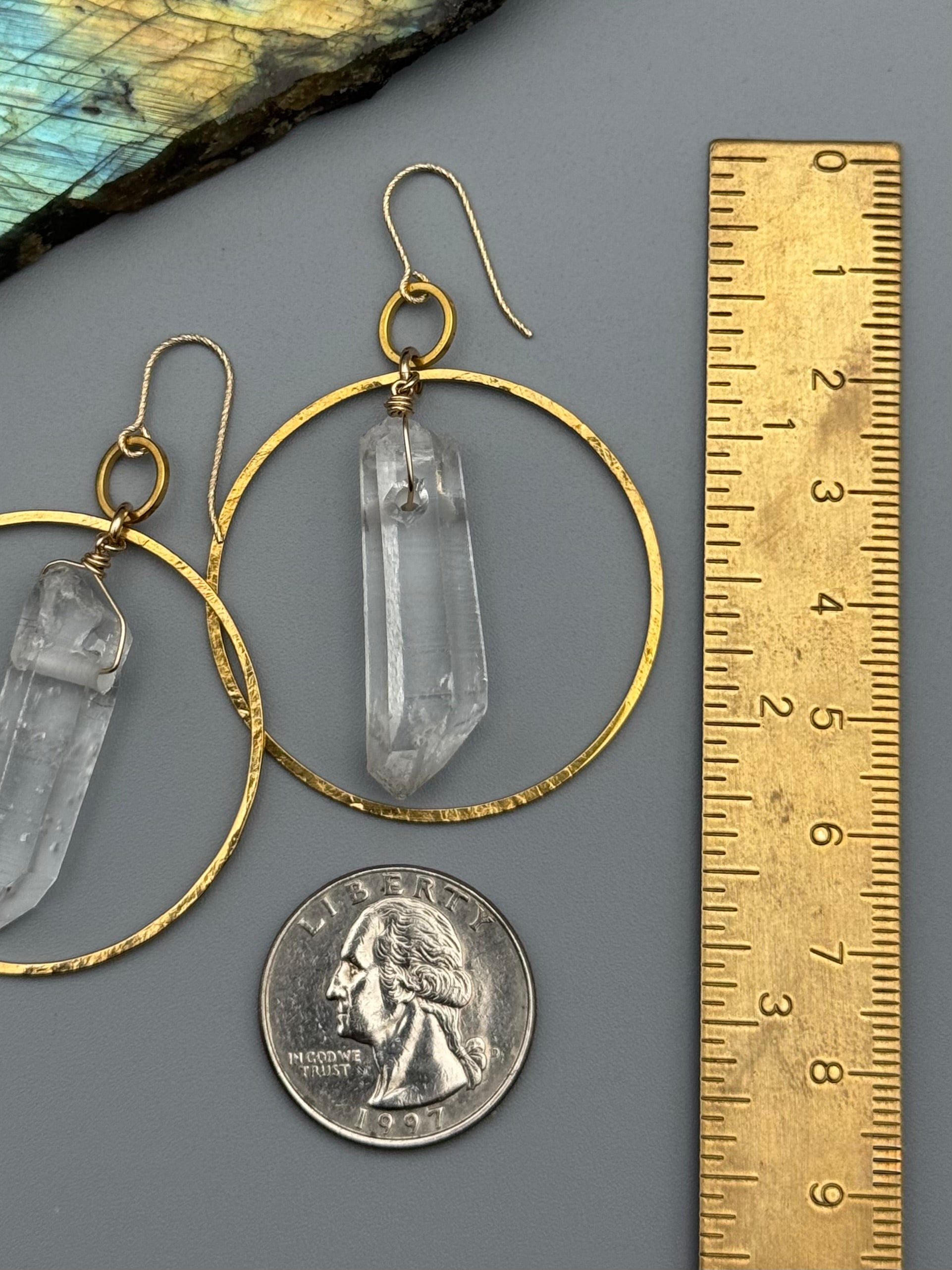 •EQUA-LUNA• raw quartz point + gold earrings