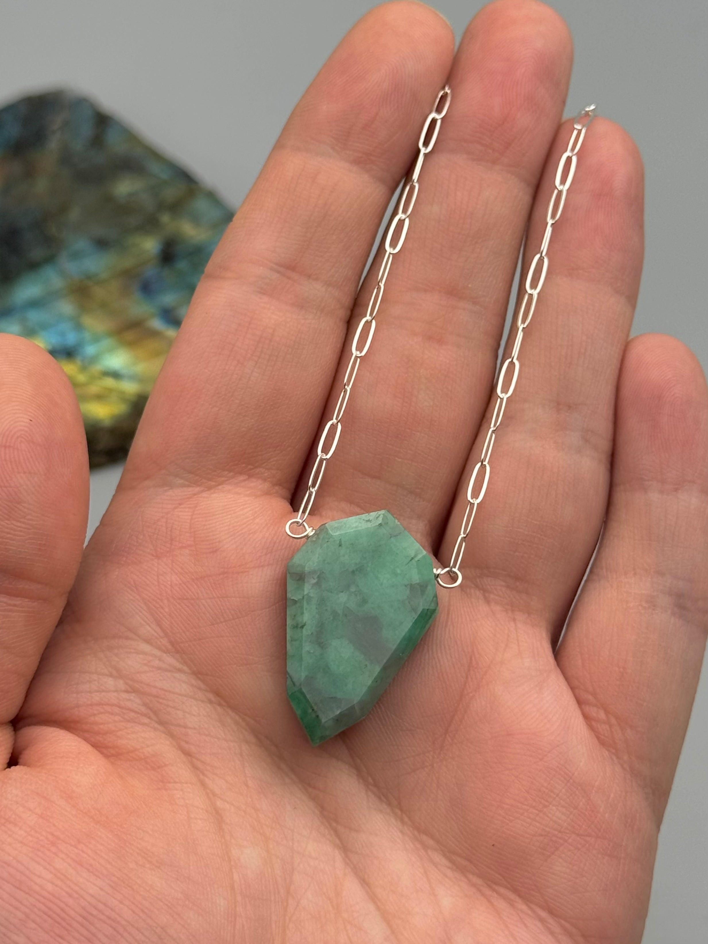 •AEON• emerald petal + silver necklace (16"-18" long)