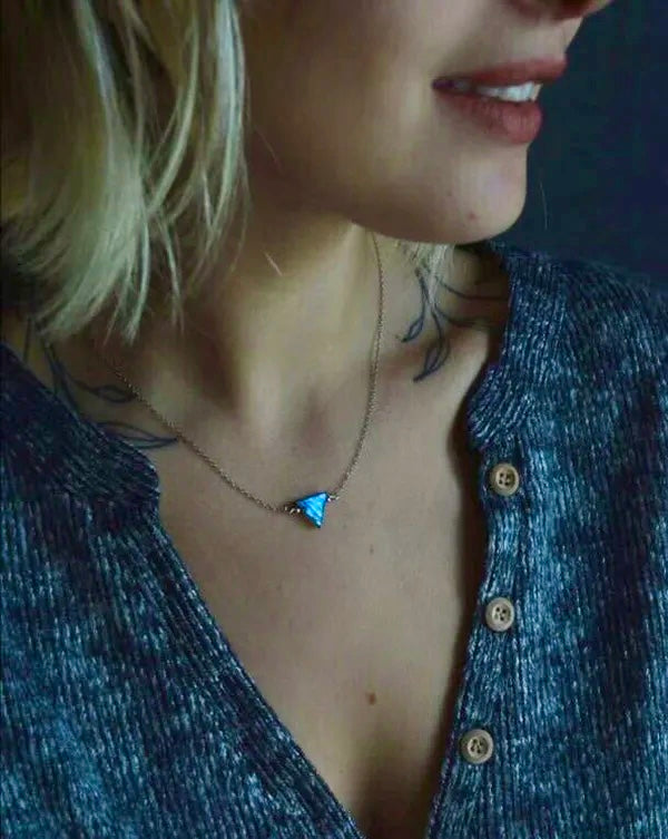 •STRAY• lapis triangle + silver necklace (various lengths)