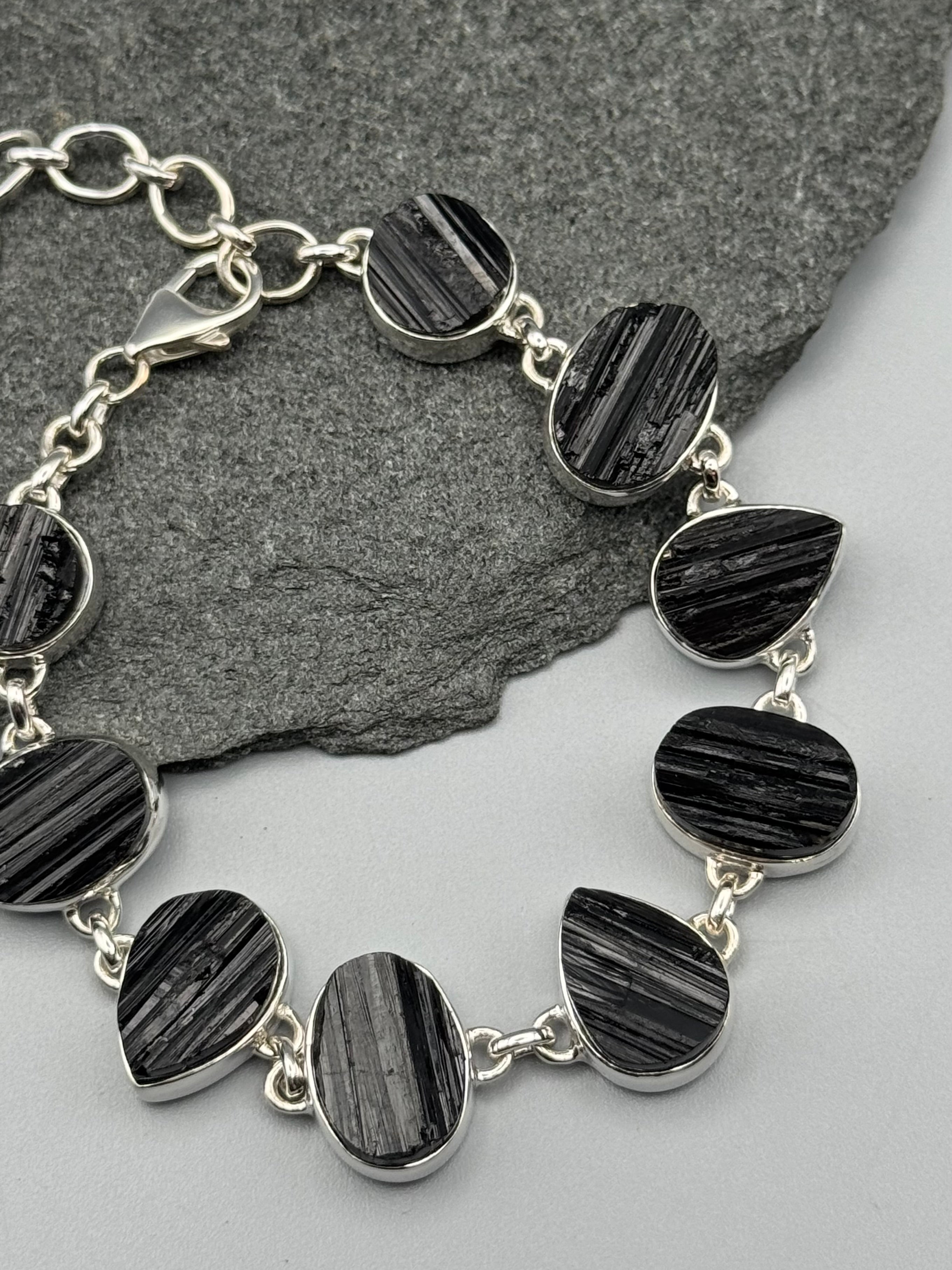 •BLACK TOURMALINE - GEO MIX• linked silver bracelet (7.25" - 9")