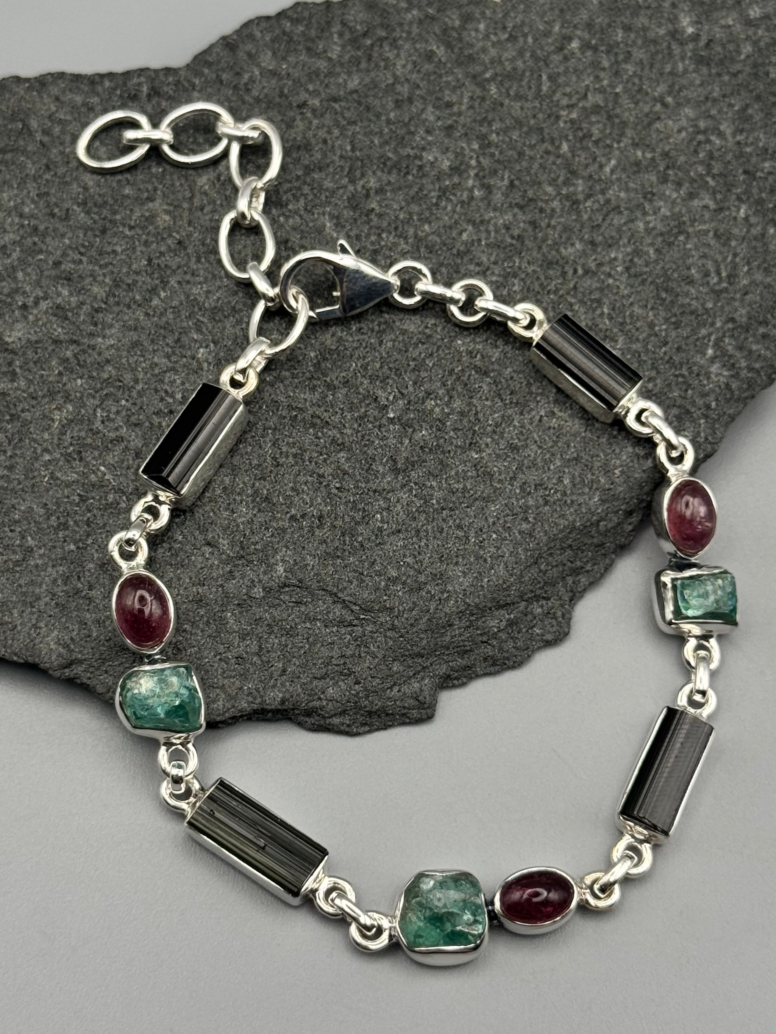 •TOURMALINE + APATITE - DOT DOT DASH• linked silver bracelet (7.25" - 9")