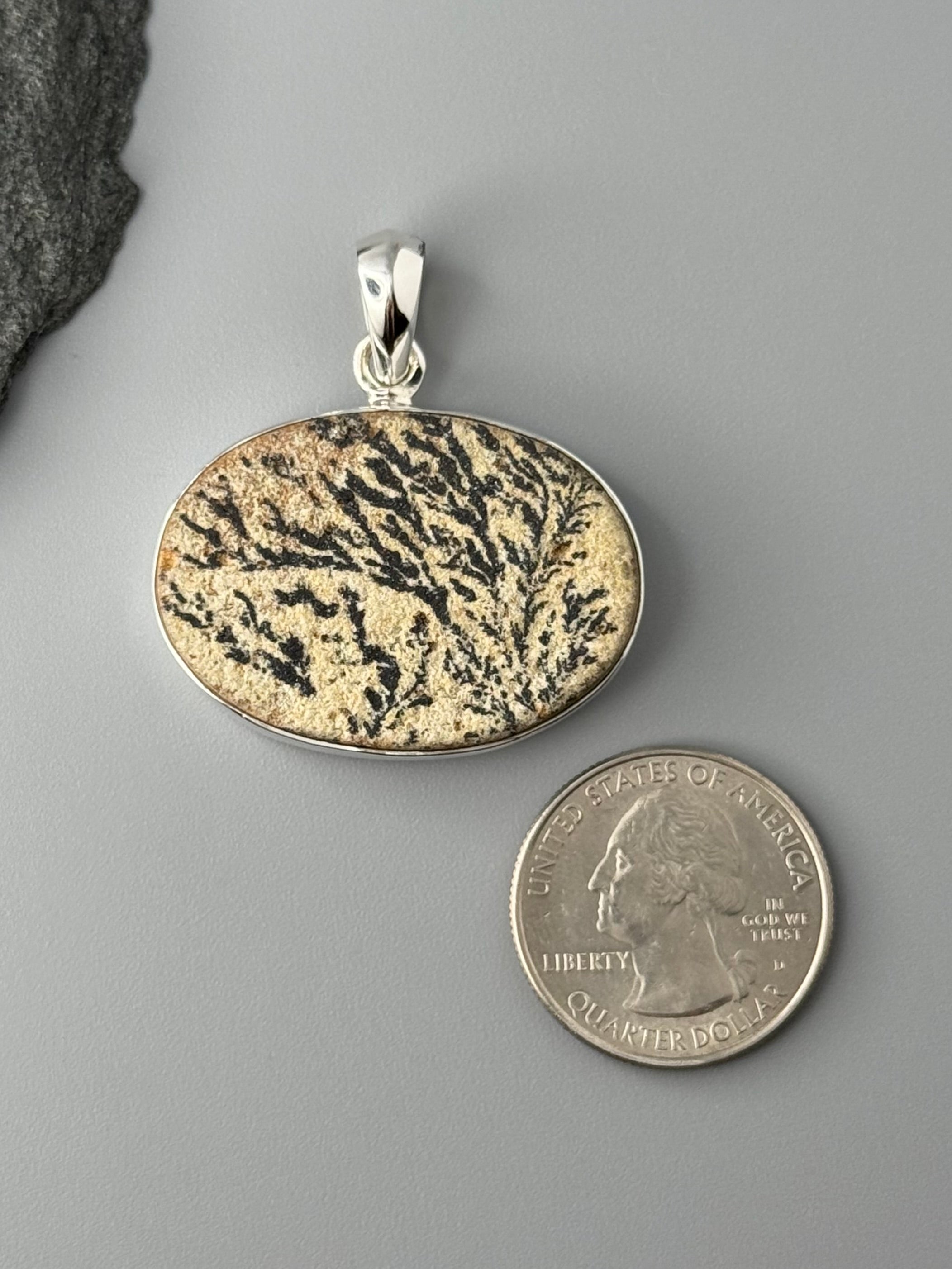 •DENDRITIC SANDSTONE - WIDE OVAL• sterling silver pendant