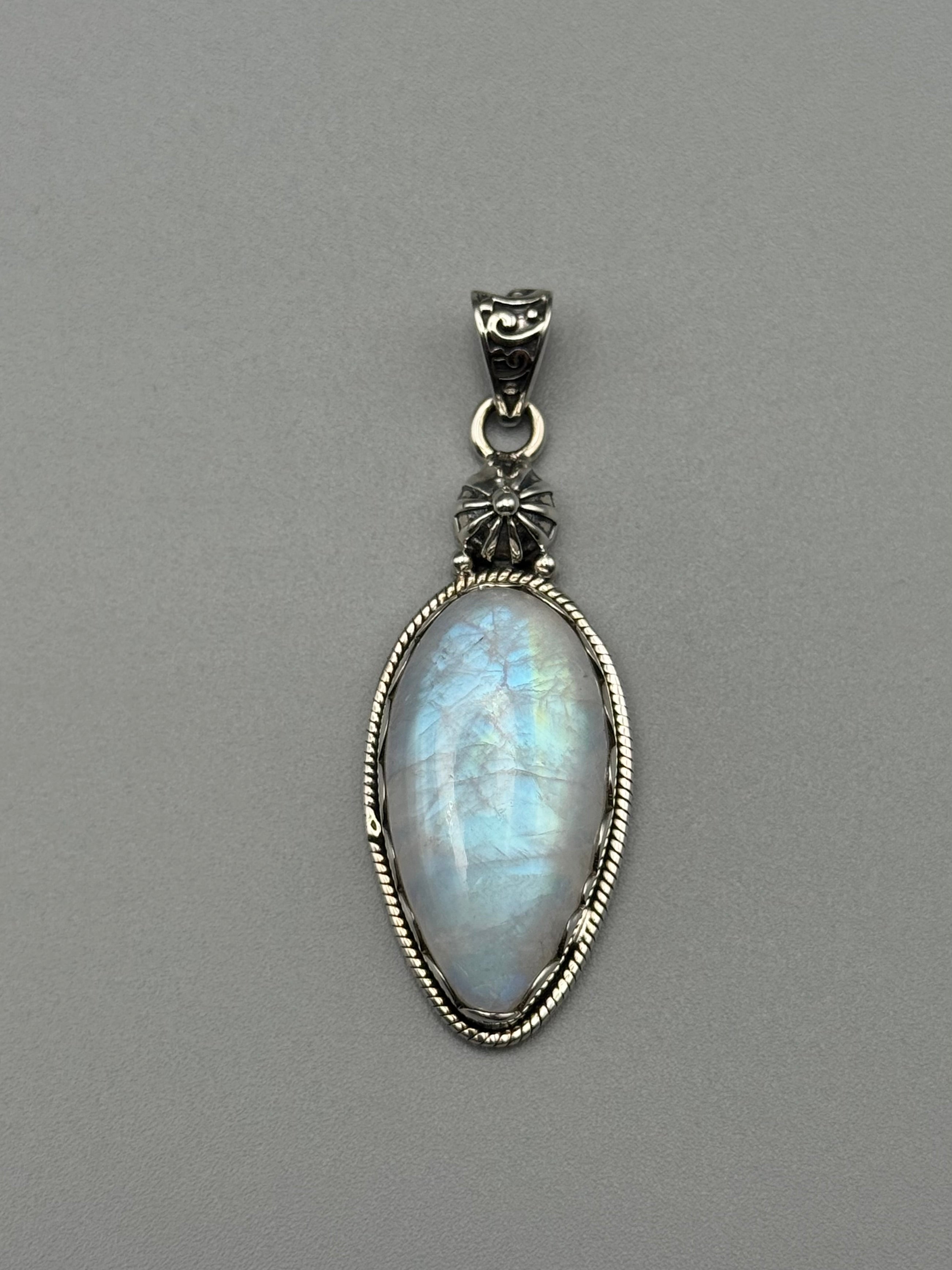 •RAINBOW MOONSTONE - SCALLOPED SPEAR TEAR - 2• sterling silver pendant