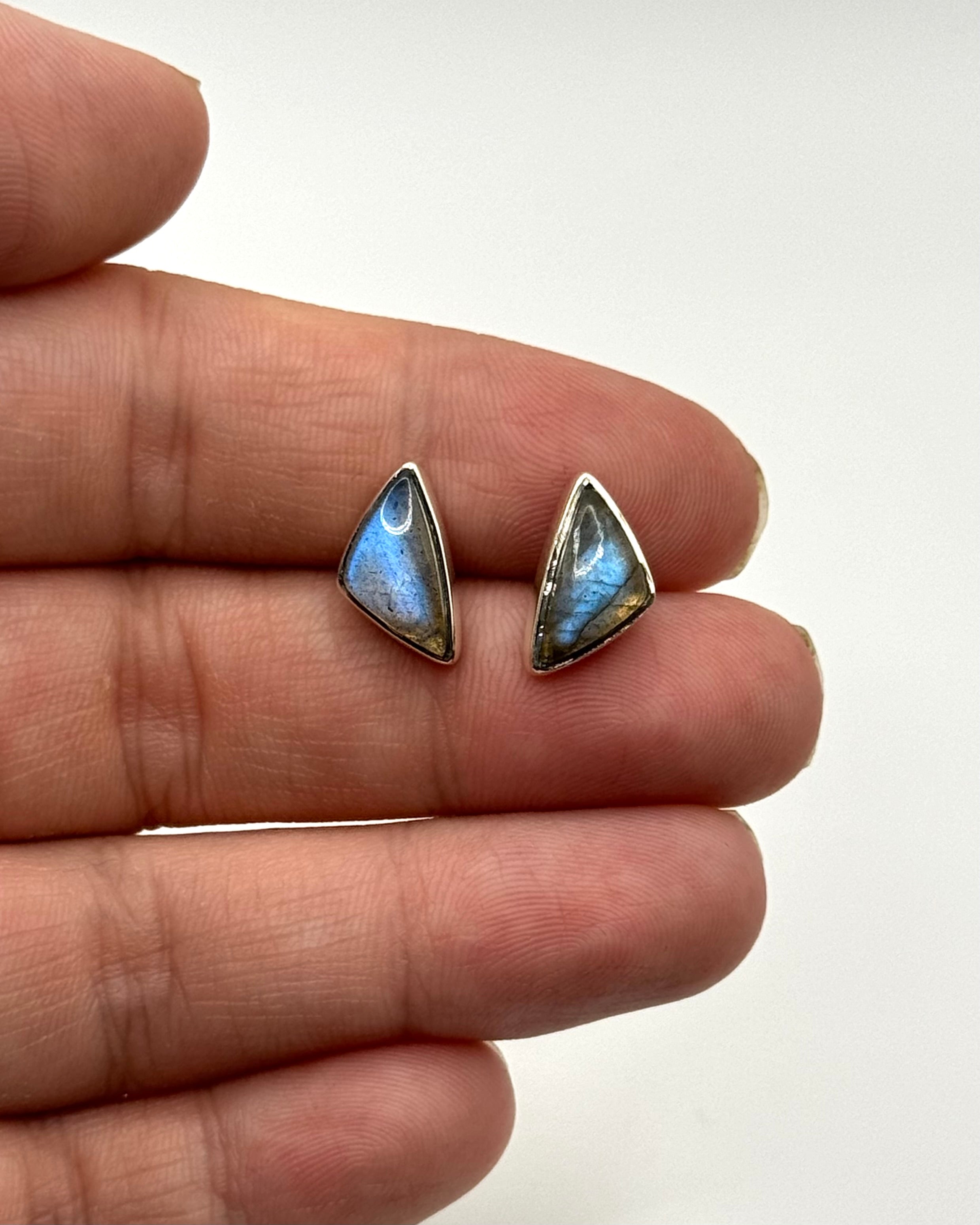 •LABRADORITE - SOFT TRIANGLE• silver bezel set stud earrings