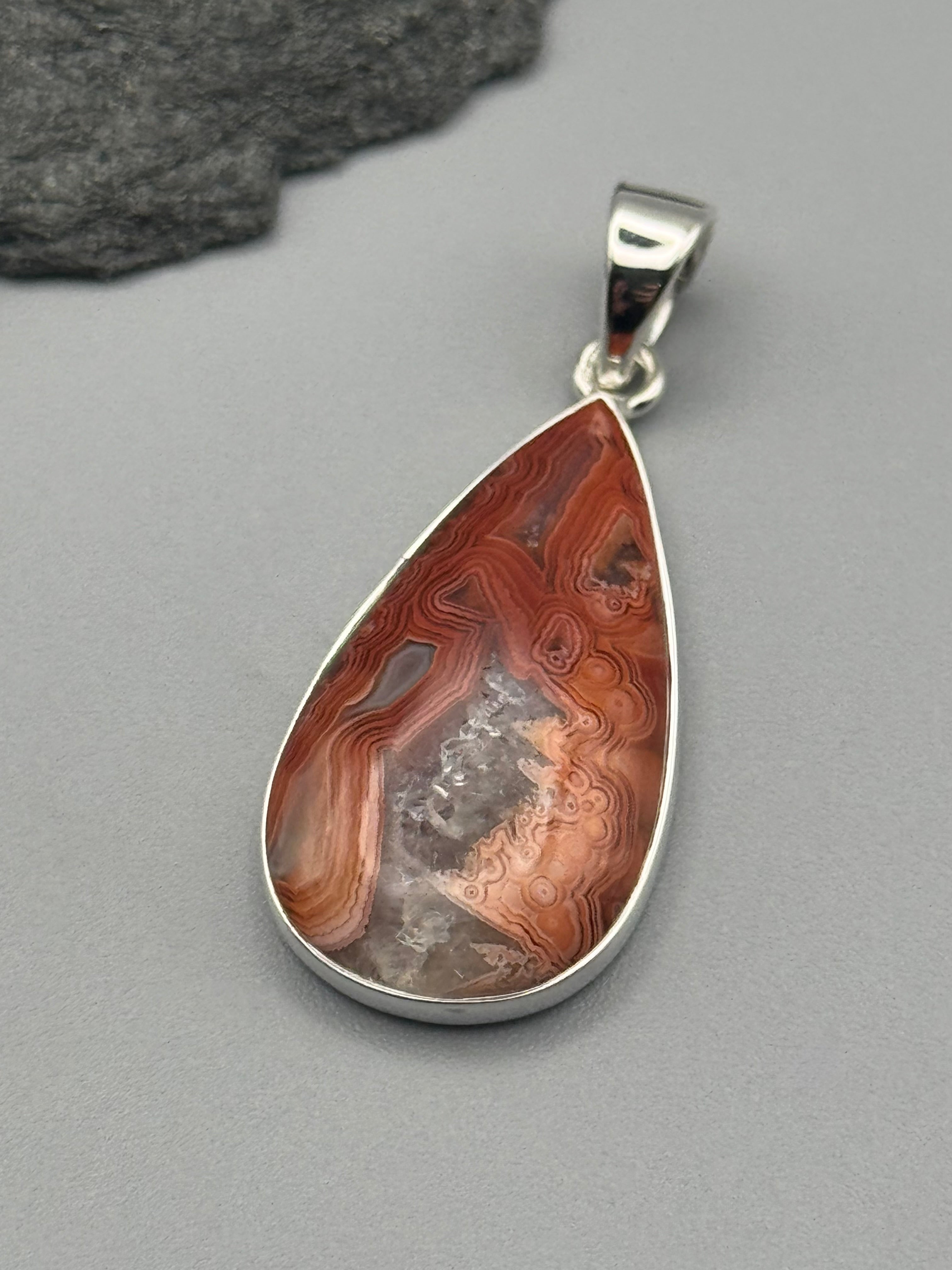 •CRAZY LACE AGATE - TEAR• sterling silver pendant