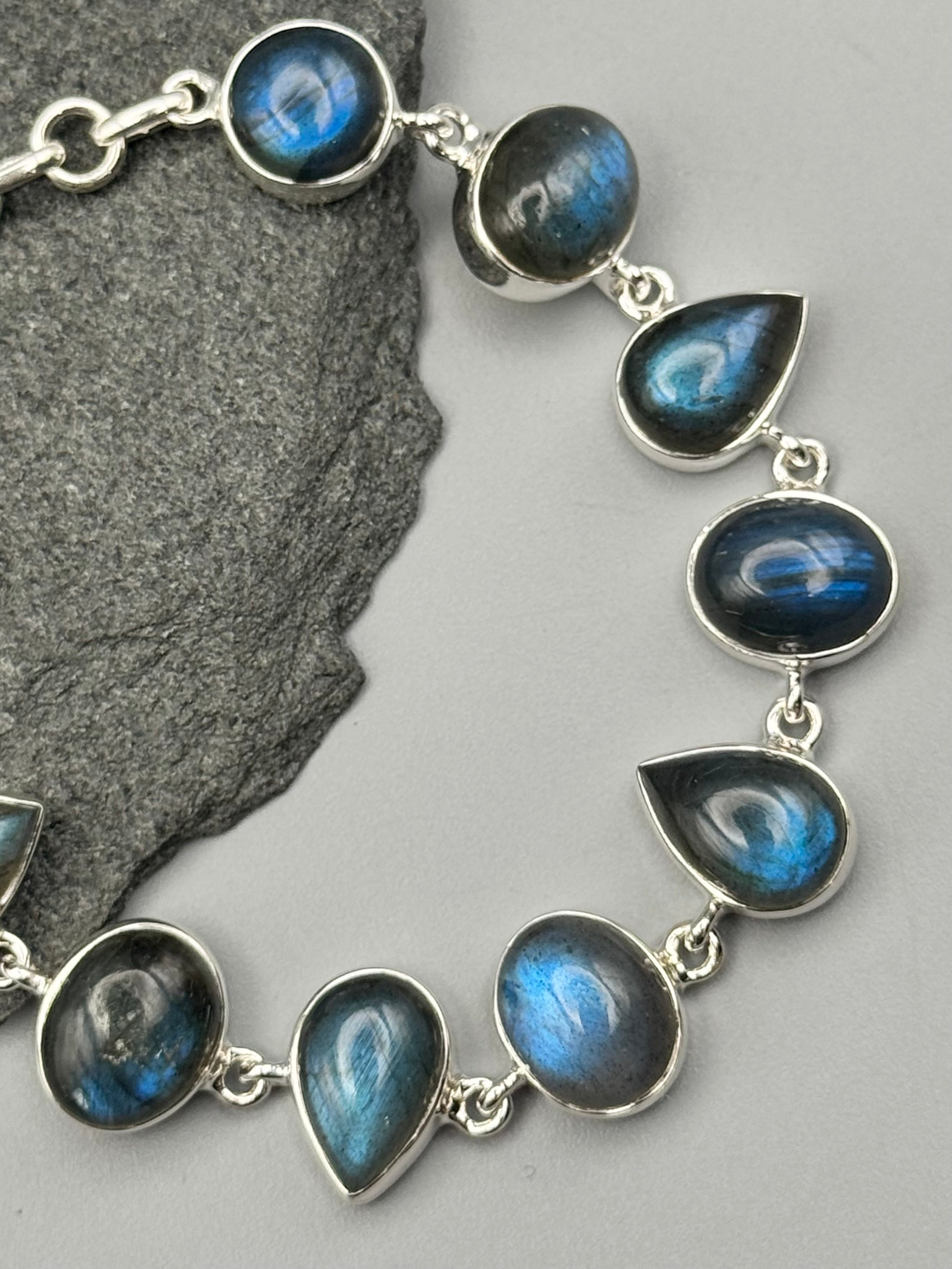 •LABRADORITE - LIL' GEO MIX - 1• linked silver bracelet (7.25" - 9")