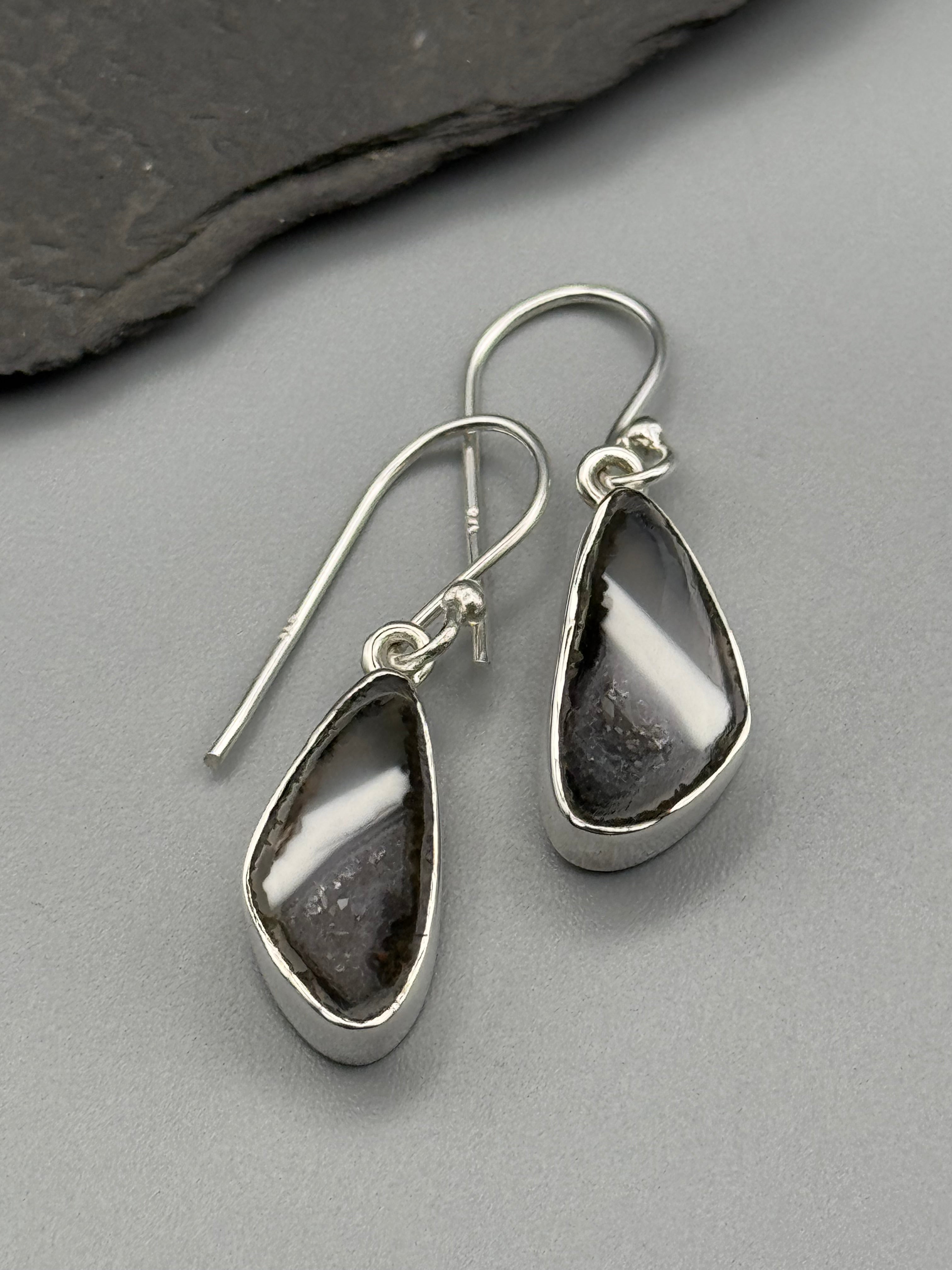 •COCONUT DRUZY GEODE• silver dangle earrings