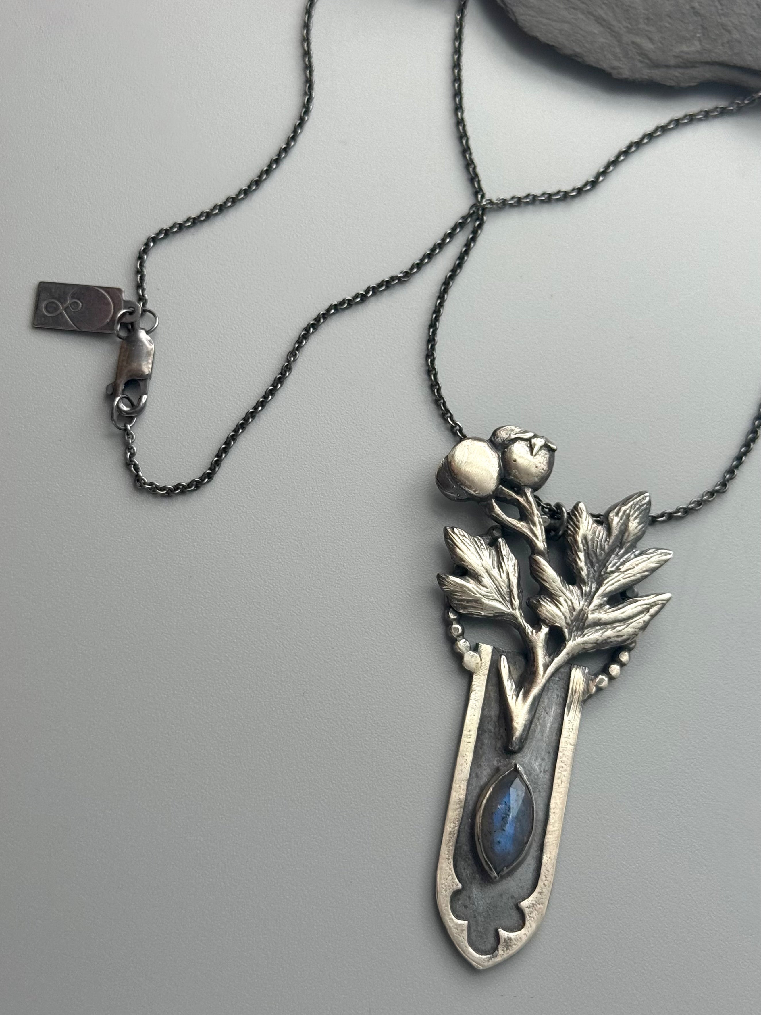 •GOTHIC ARCH + HAWTHORN• labradorite + silver necklace (18" long)