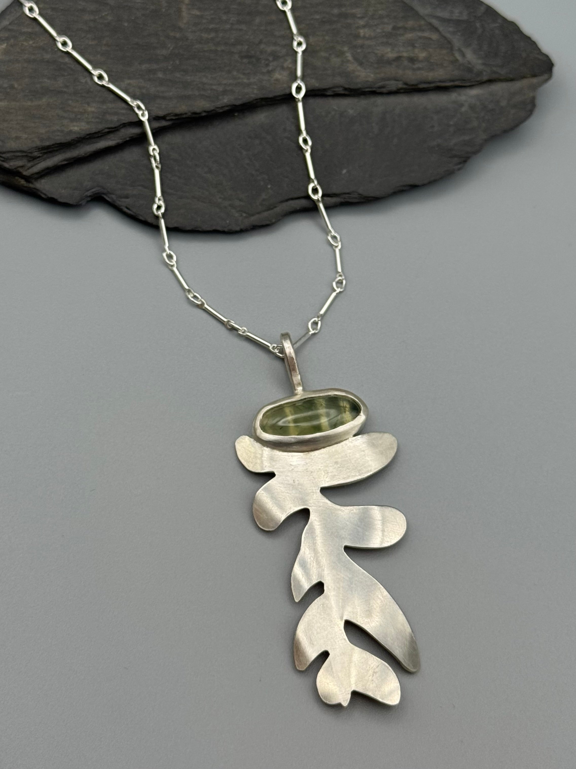 •MATISSE FERN• prehnite + silver necklace (18" - 21" long)