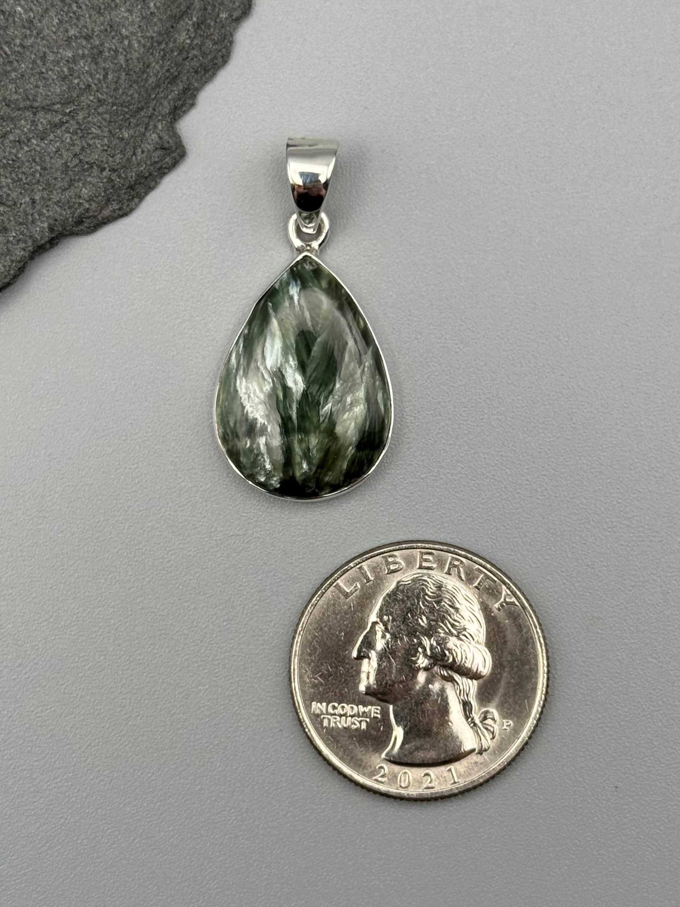 •SERAPHINITE - TEAR• sterling silver pendant