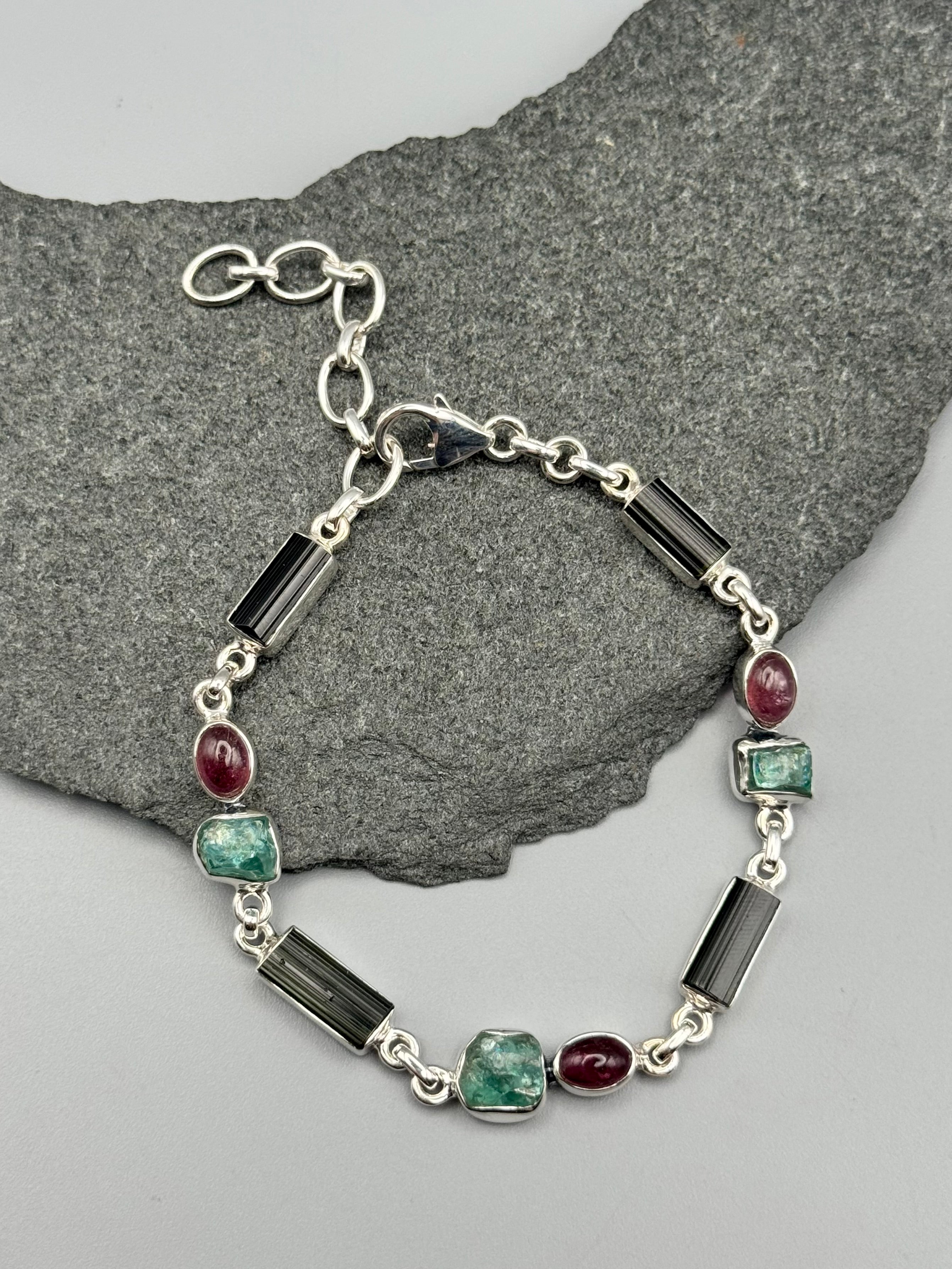 •TOURMALINE + APATITE - DOT DOT DASH• linked silver bracelet (7.25" - 9")