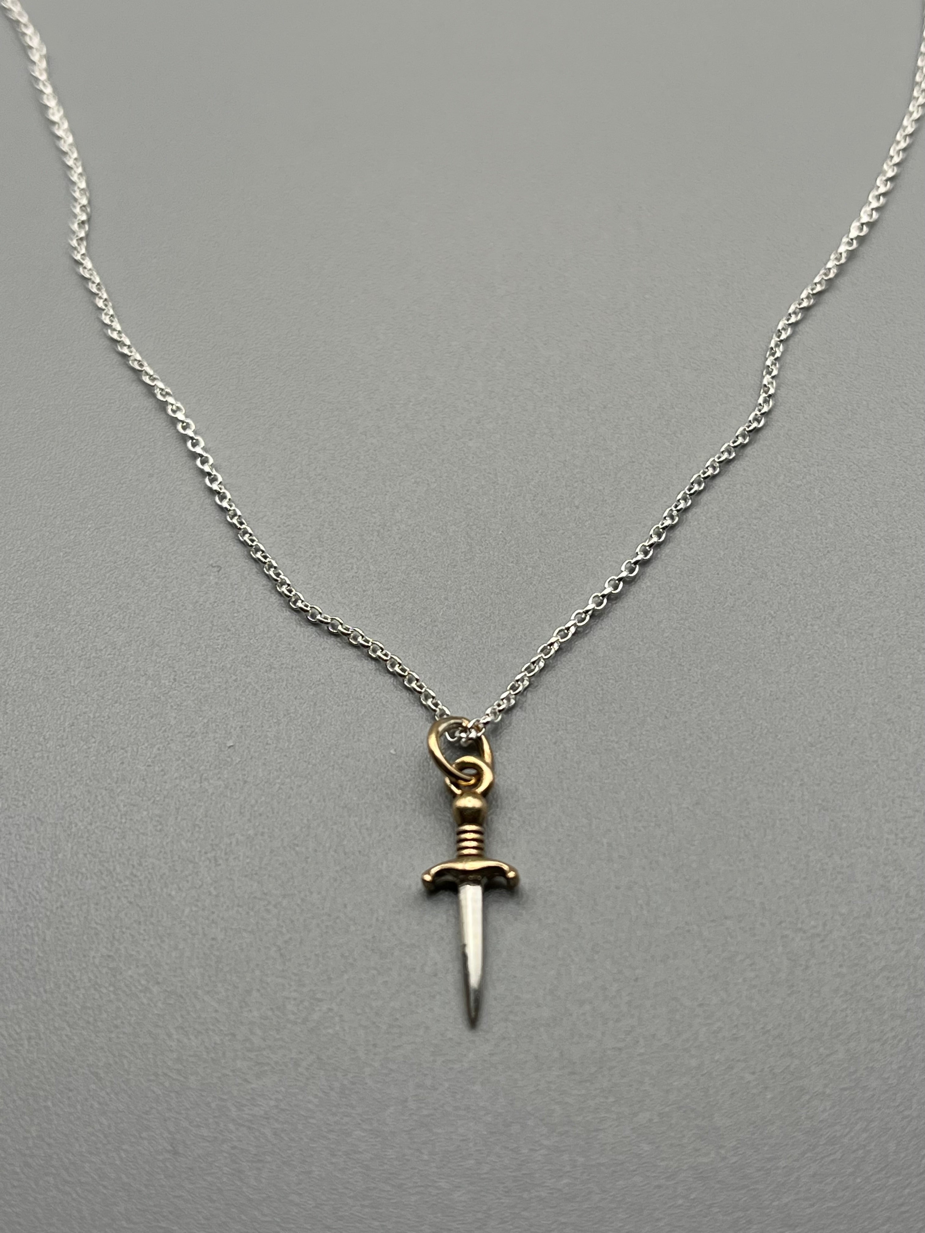•LITTLE DAGGER• silver necklace