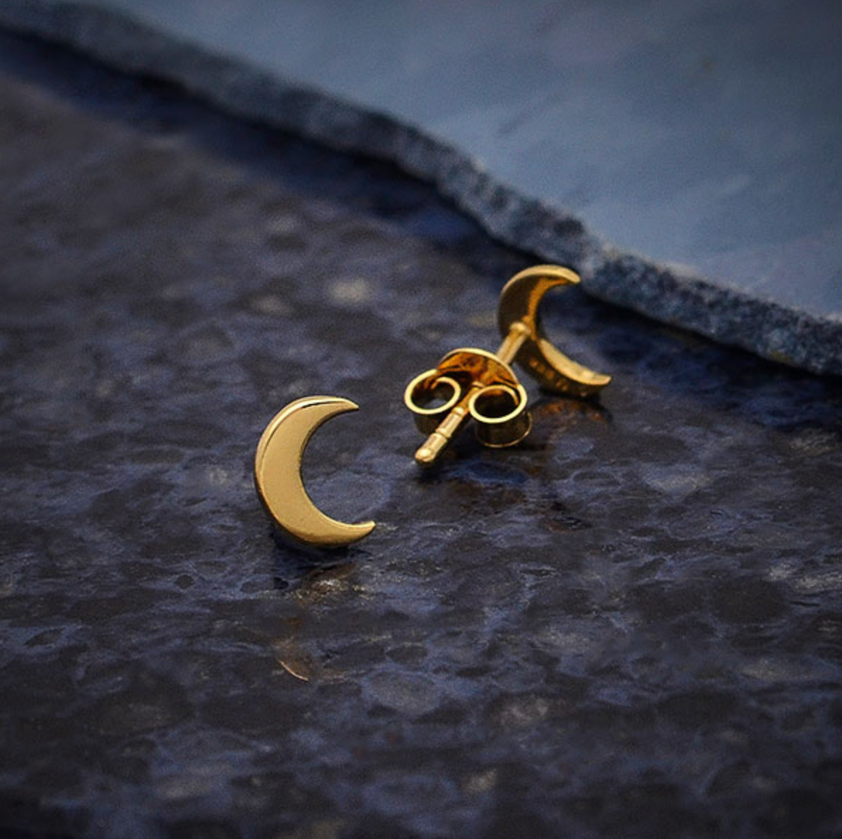 •TINY CRESCENT MOON• shiny gold vermeil stud earrings