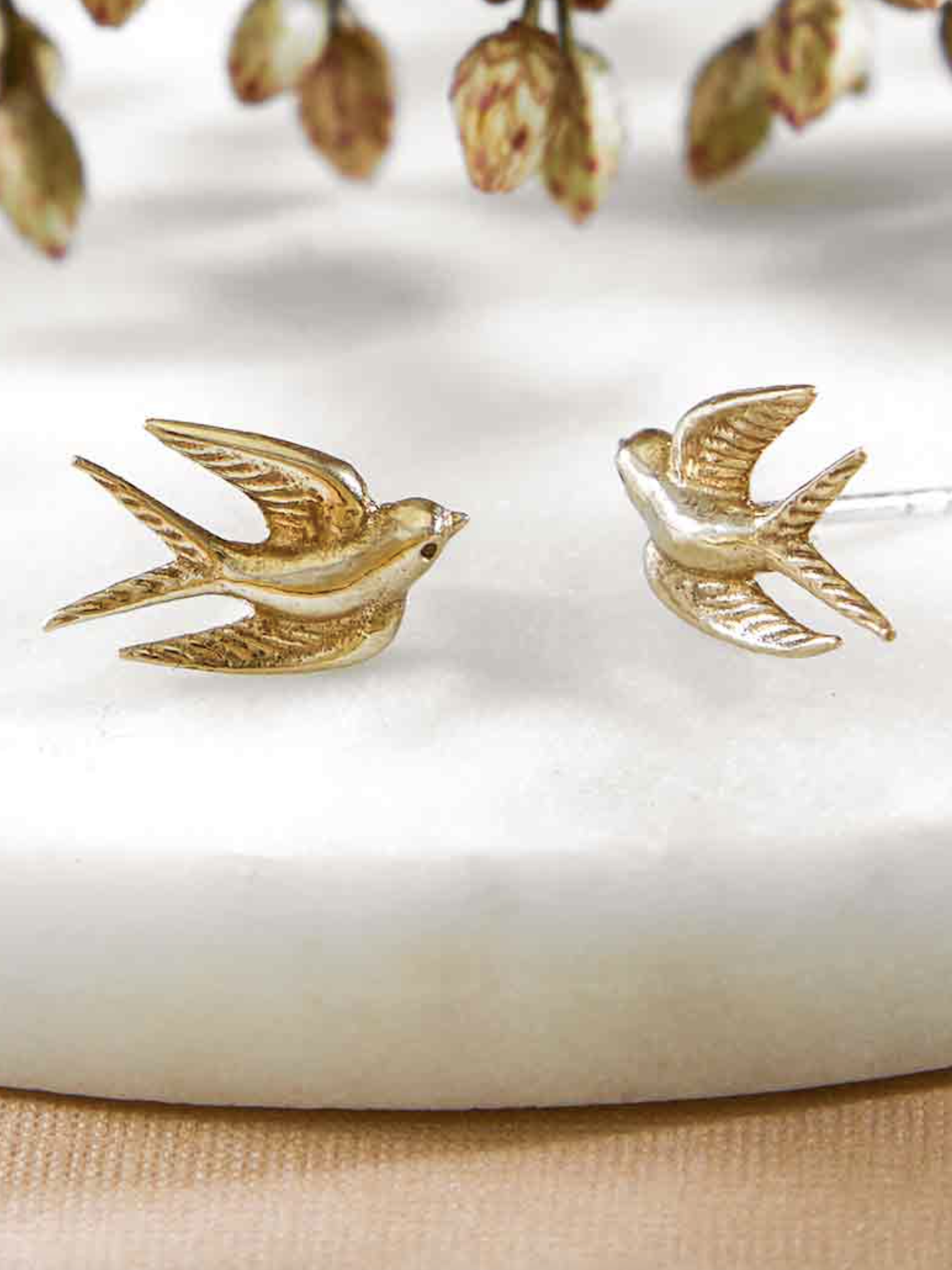 •LIL' SWALLOW• bronze stud earrings