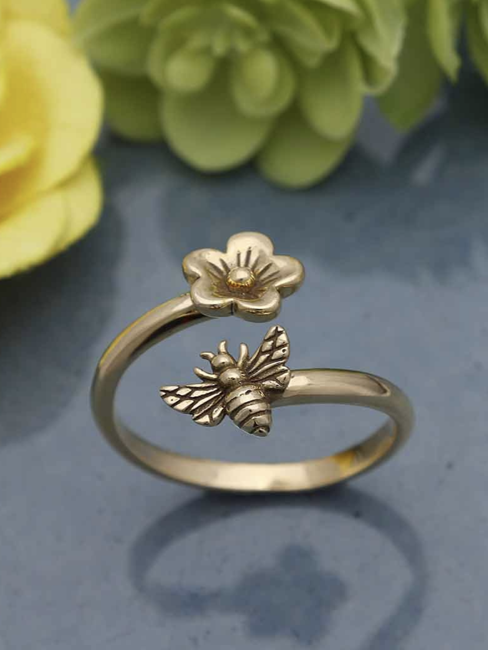 •BEE & BLOSSOM• adjustable bronze ring