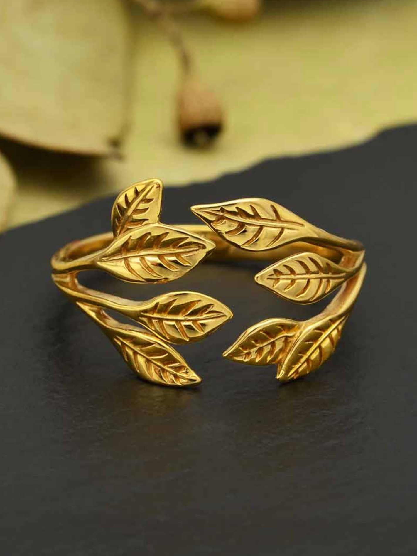 •LEAF HUG• adjustable bronze ring