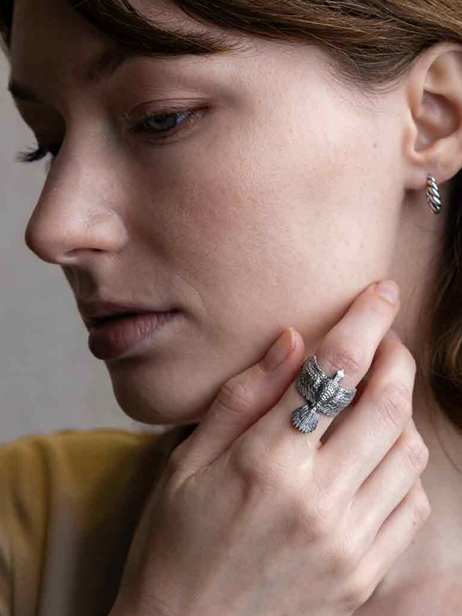 •HAWK HUG• sterling silver ring