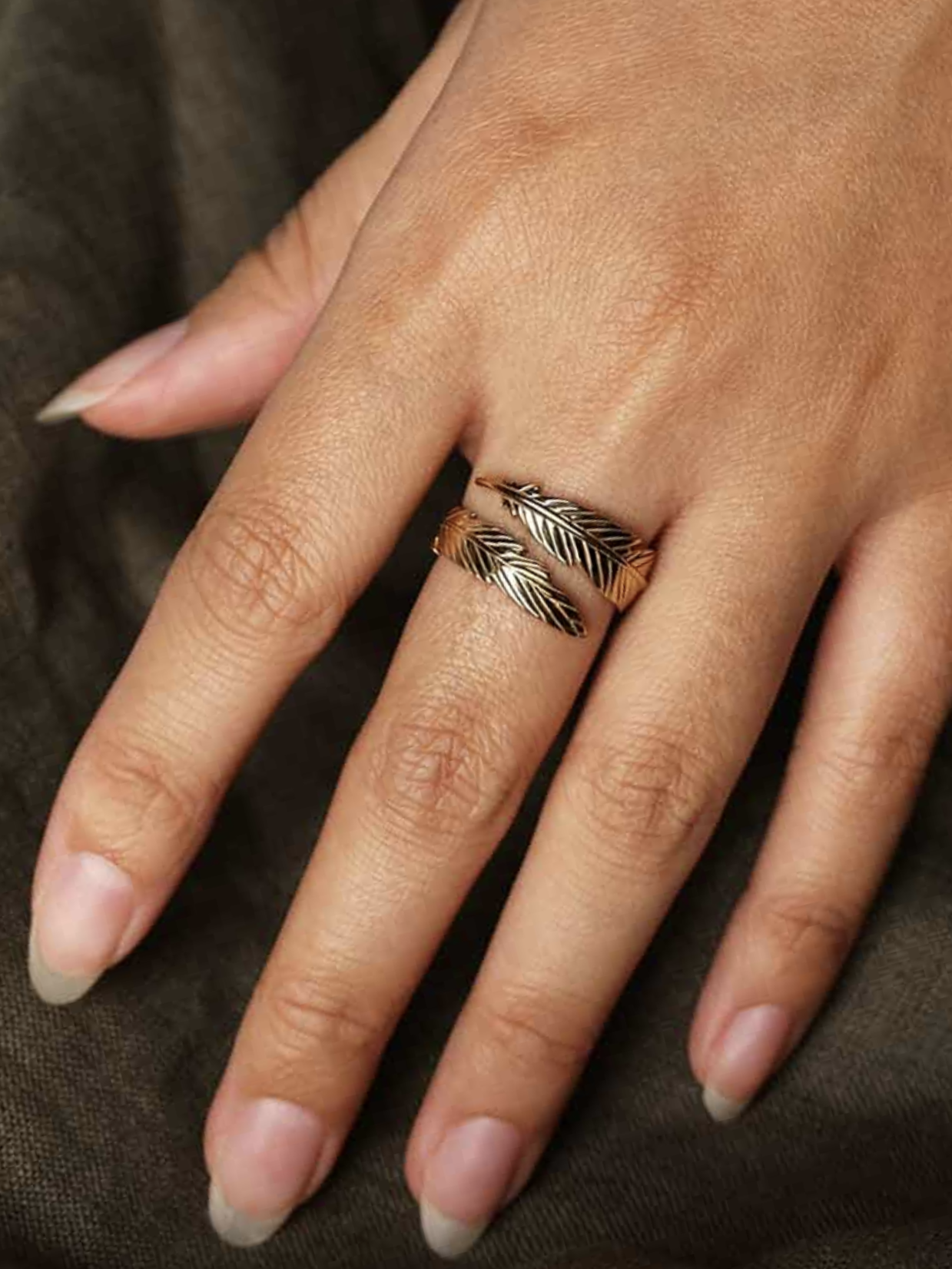 •FEATHER WRAP• adjustable bronze ring
