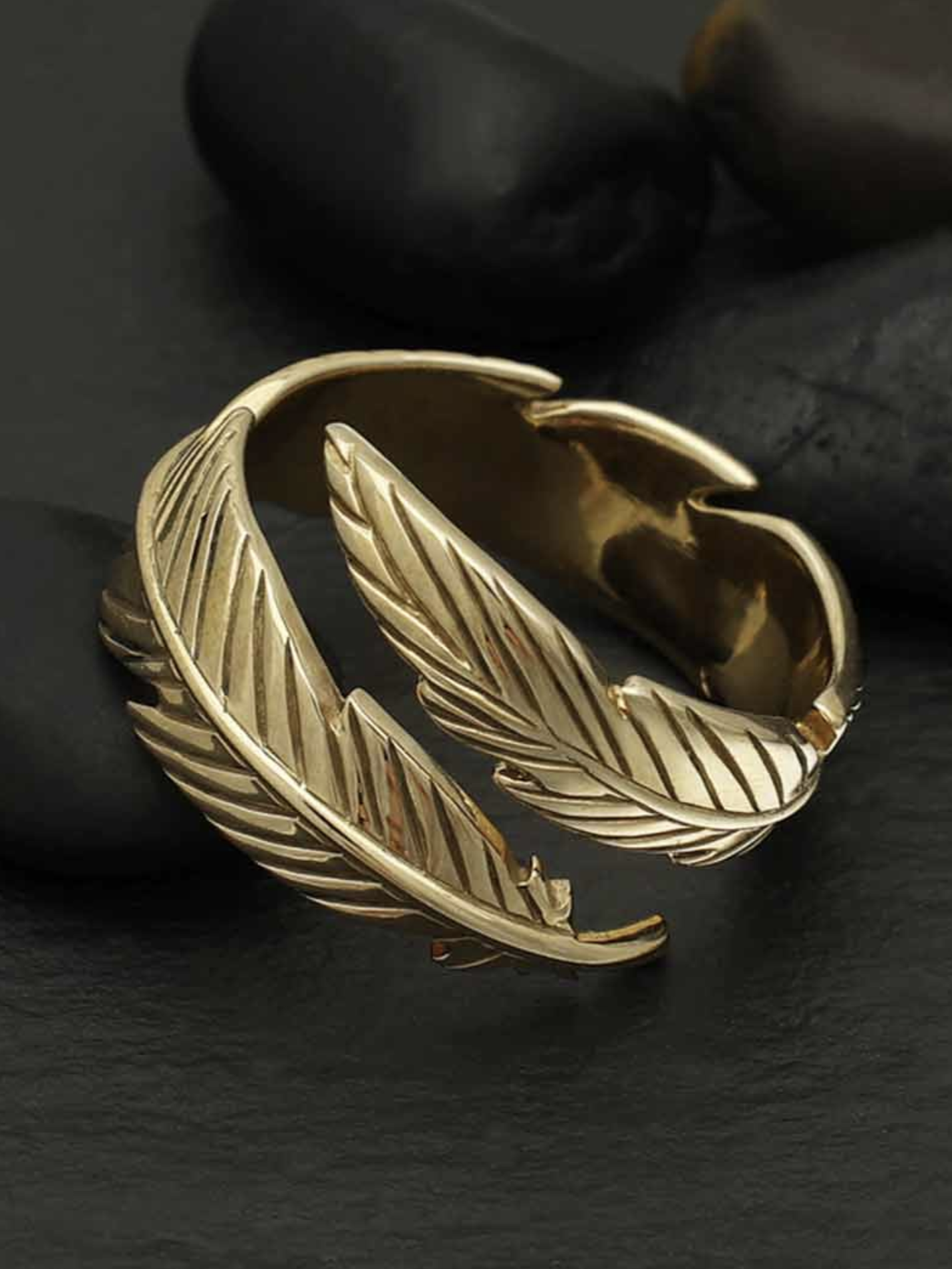 •FEATHER WRAP• adjustable bronze ring