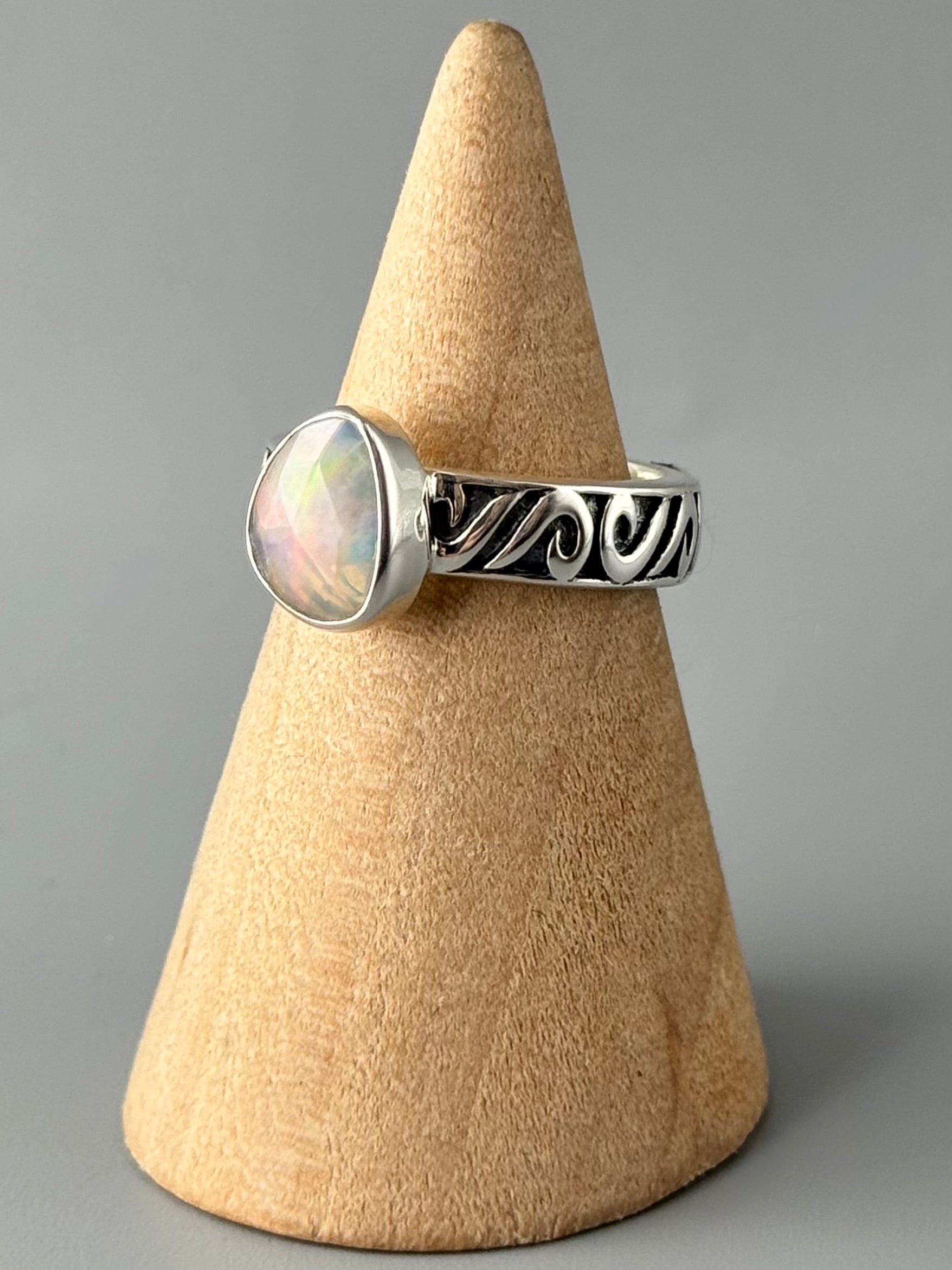 •ETHIOPIAN OPAL - SWIRL• sterling silver ring (size 6)