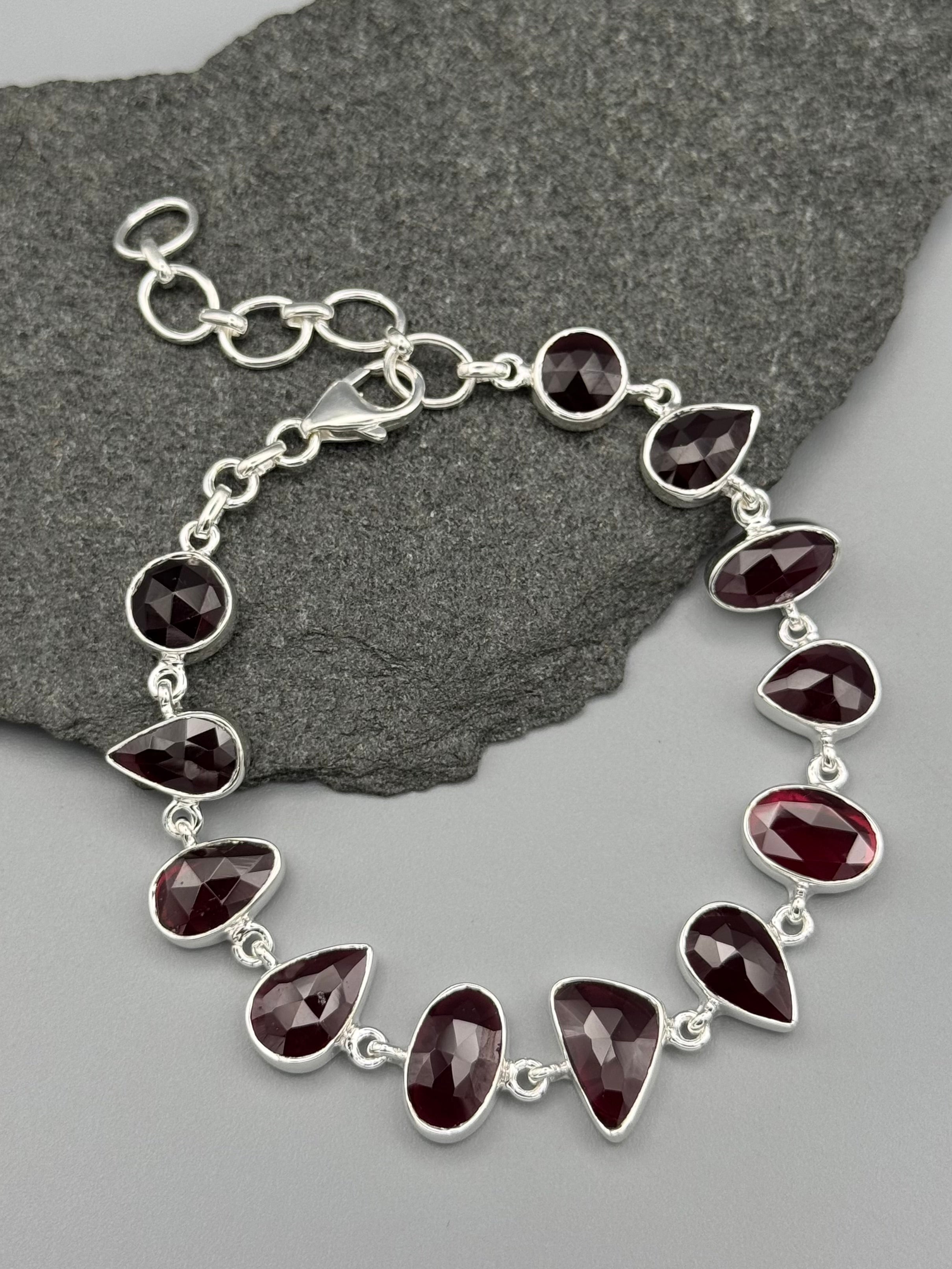 •GARNET - GEO MIX• linked silver bracelet (7.25" - 9")