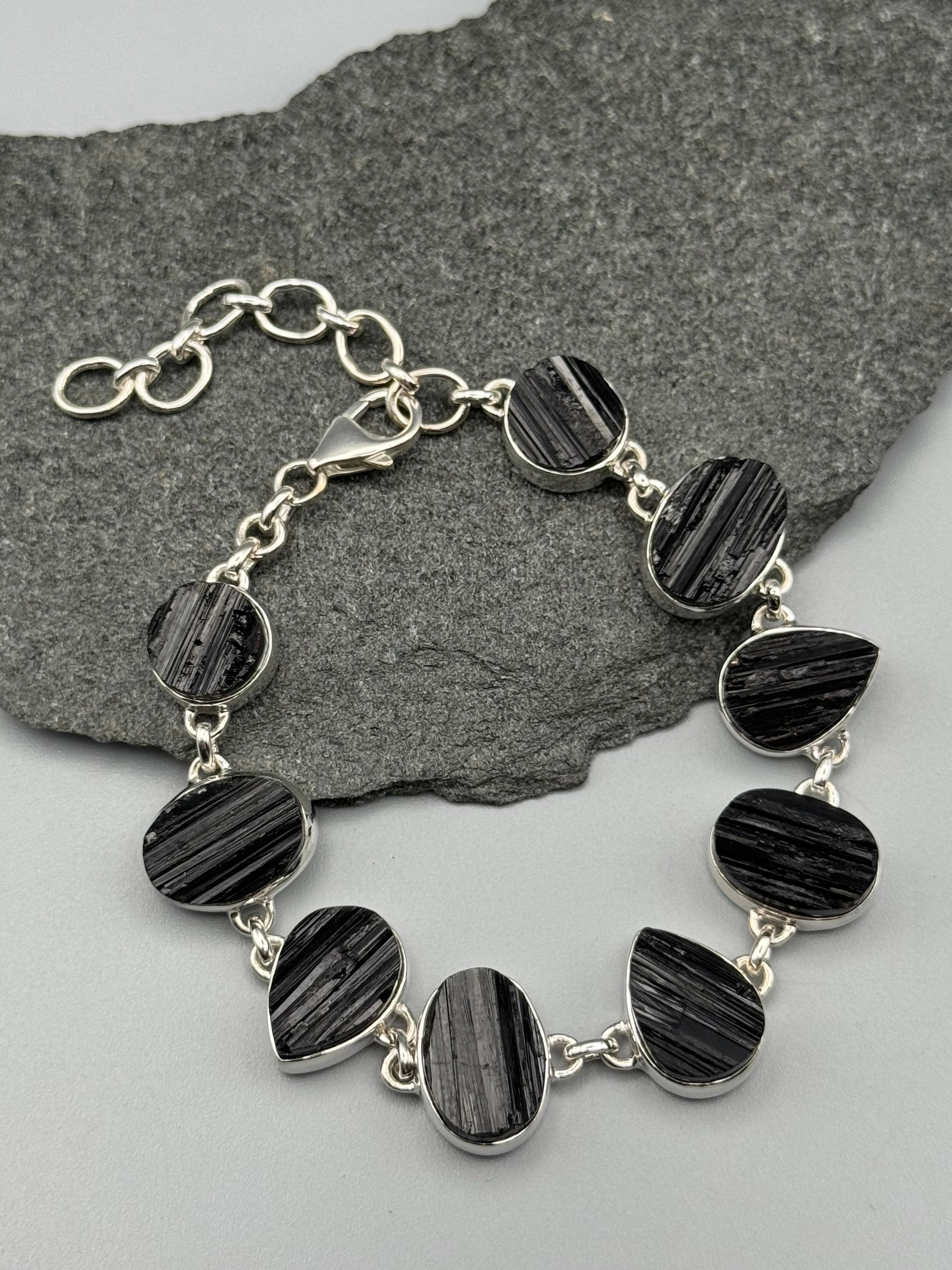 •BLACK TOURMALINE - GEO MIX• linked silver bracelet (7.25" - 9")