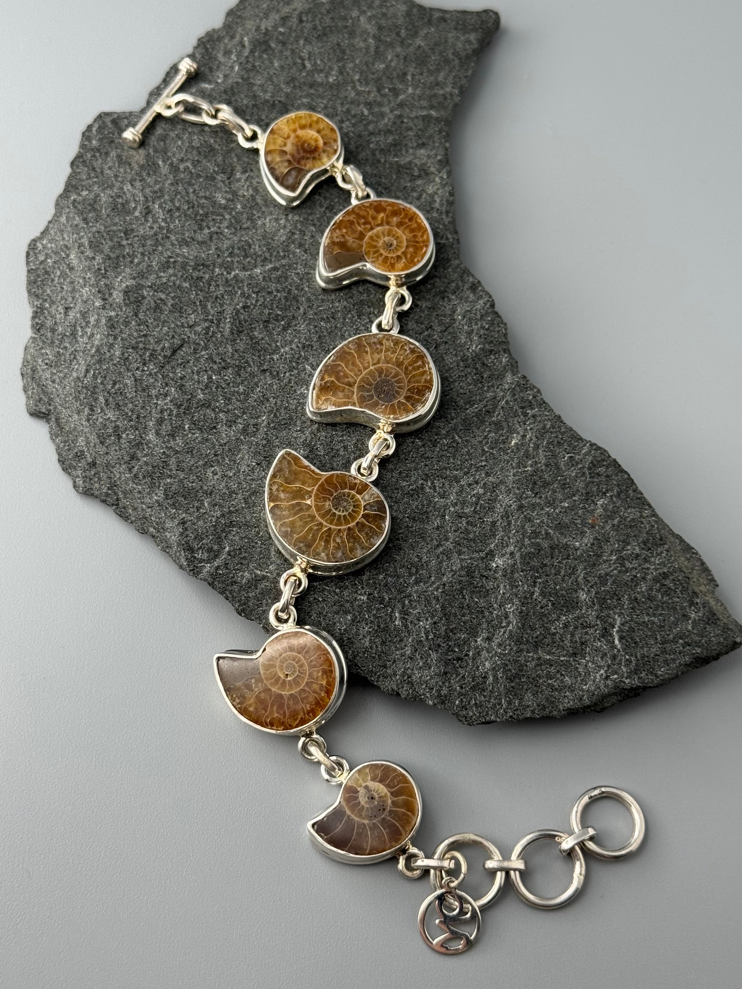 •AMMONITE• linked silver bracelet (6.75" - 8")