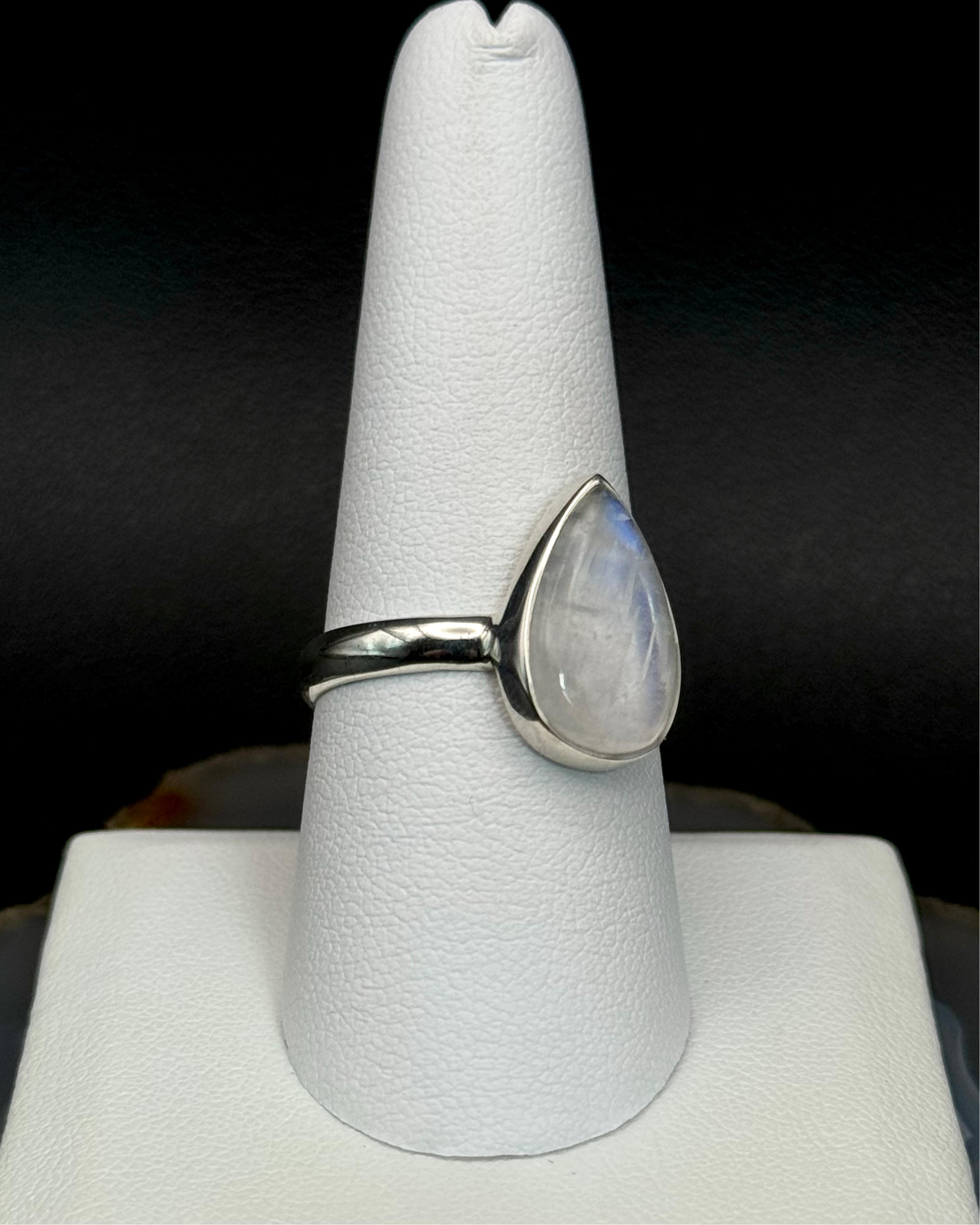 •RAINBOW MOONSTONE - LARGE TEARDROP• silver ring (size 9)