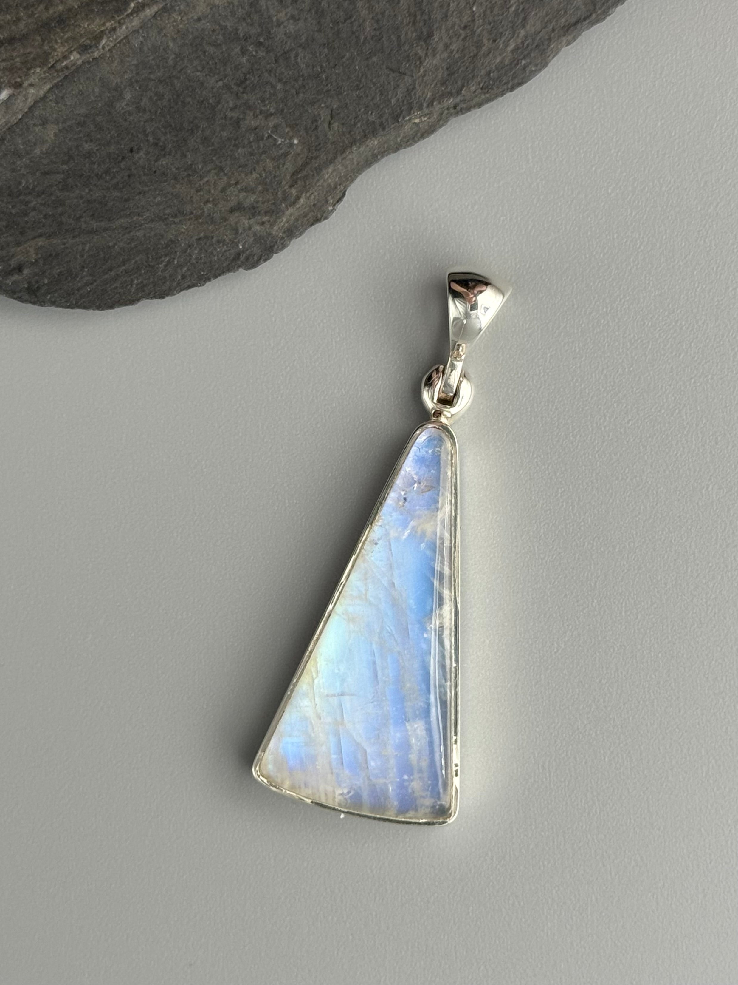 •RAINBOW MOONSTONE - SOFT TRIANGLE• sterling silver pendant