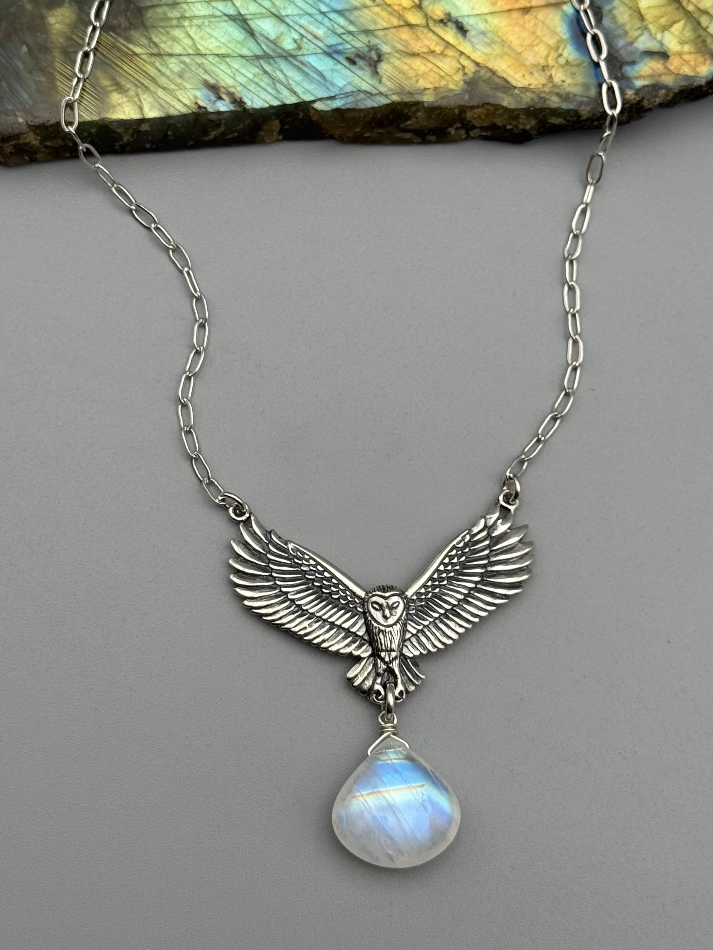 •NOCTURNA• rainbow moonstone + silver necklace (18"-20" long)