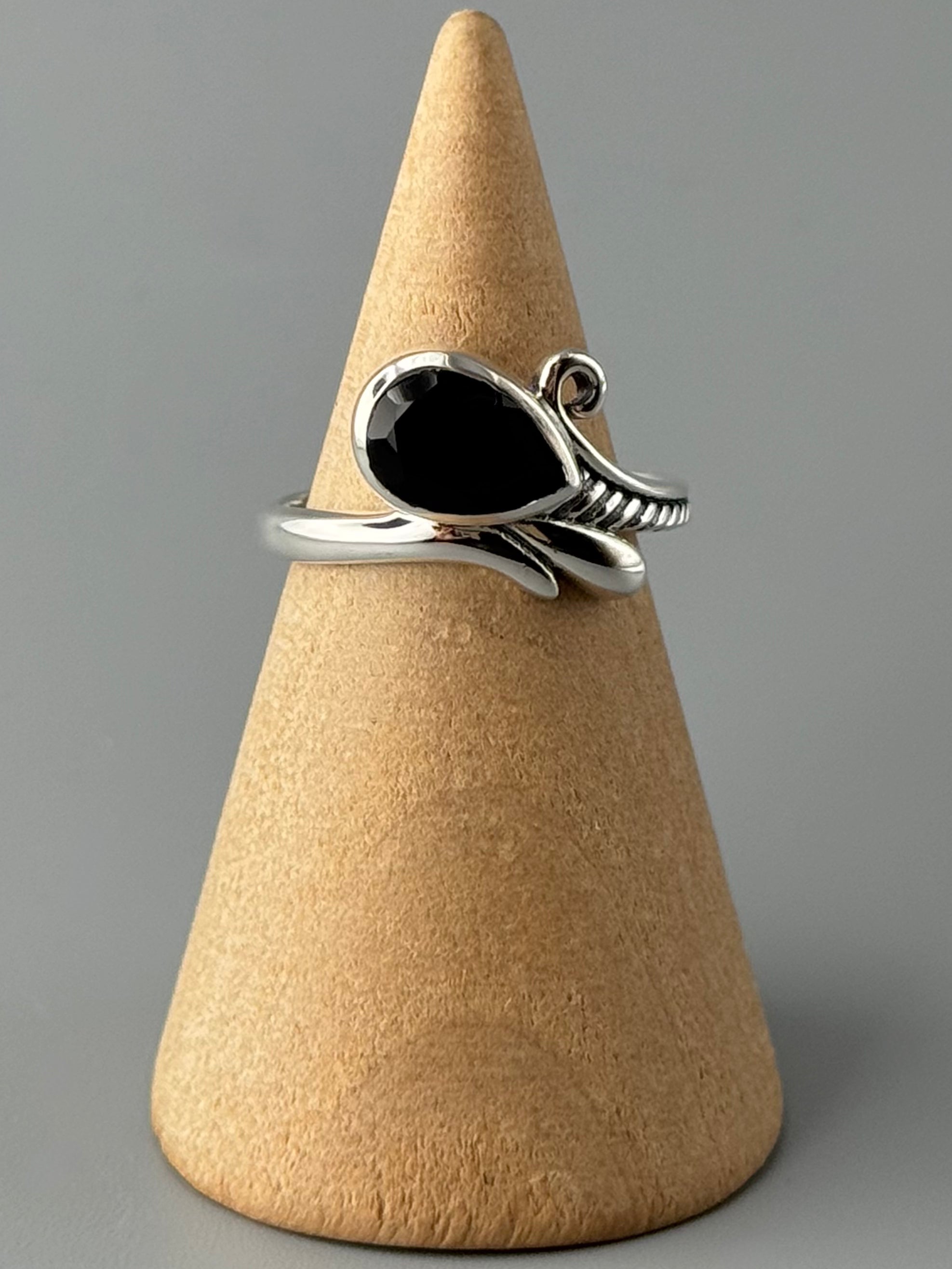 •BLACK ONYX - GUST• sterling silver ring (various sizes)