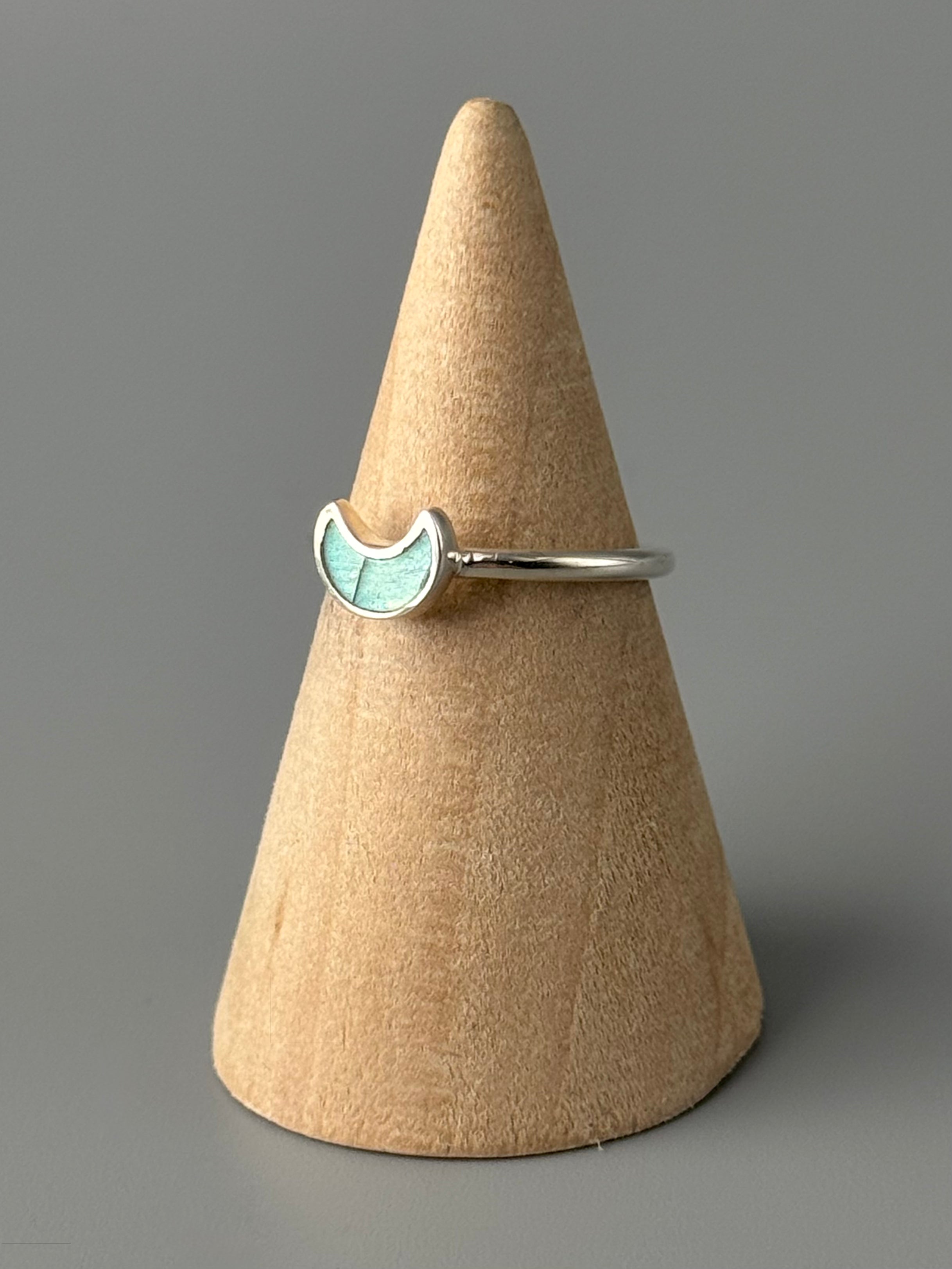 •LABRADORITE - SMALL CRESCENT• silver ring (various sizes)