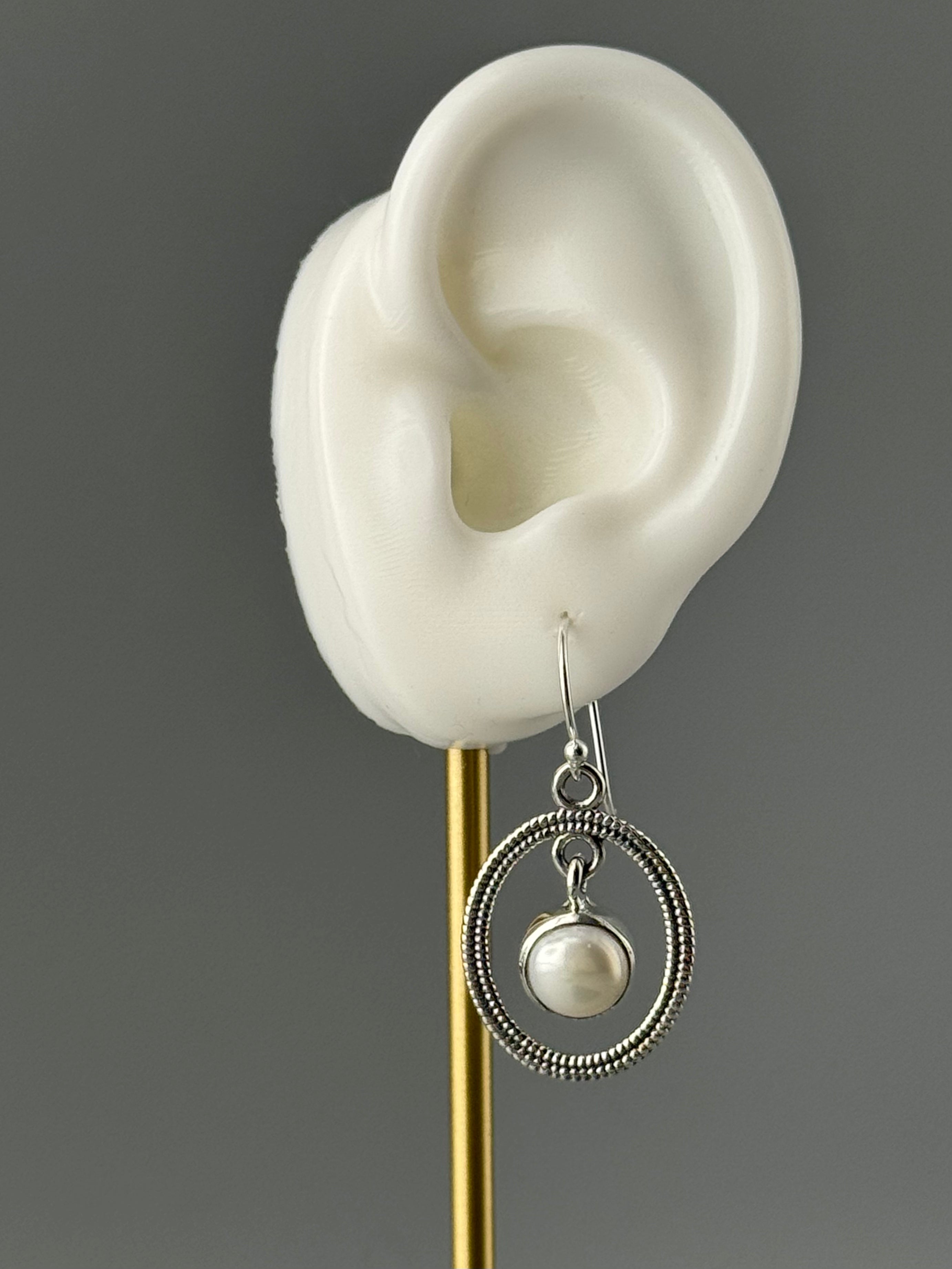 •LASSO• pearl + silver dangle earrings