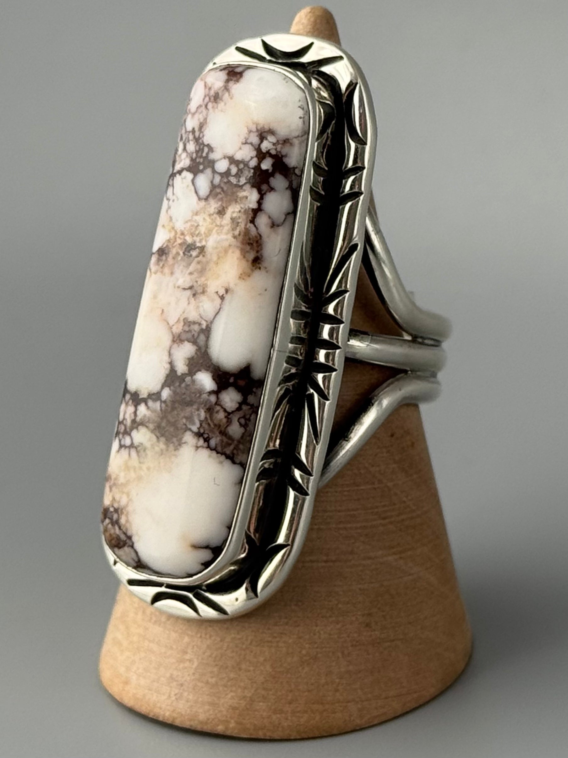 •WILD HORSE JASPER - AZHÍ• Navajo silver ring (size 9.5)