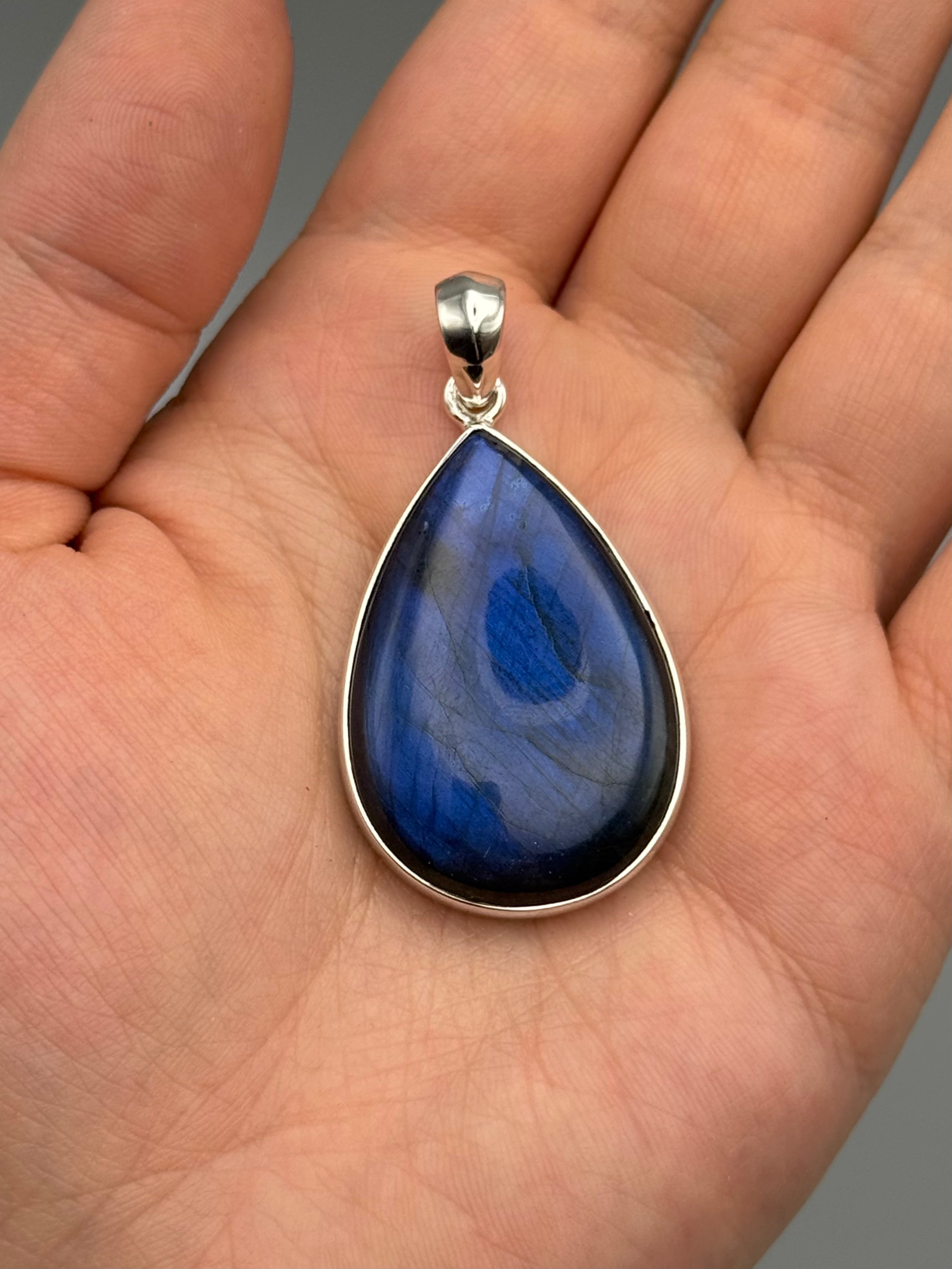 •LABRADORITE - TEARDROP• sterling silver pendant