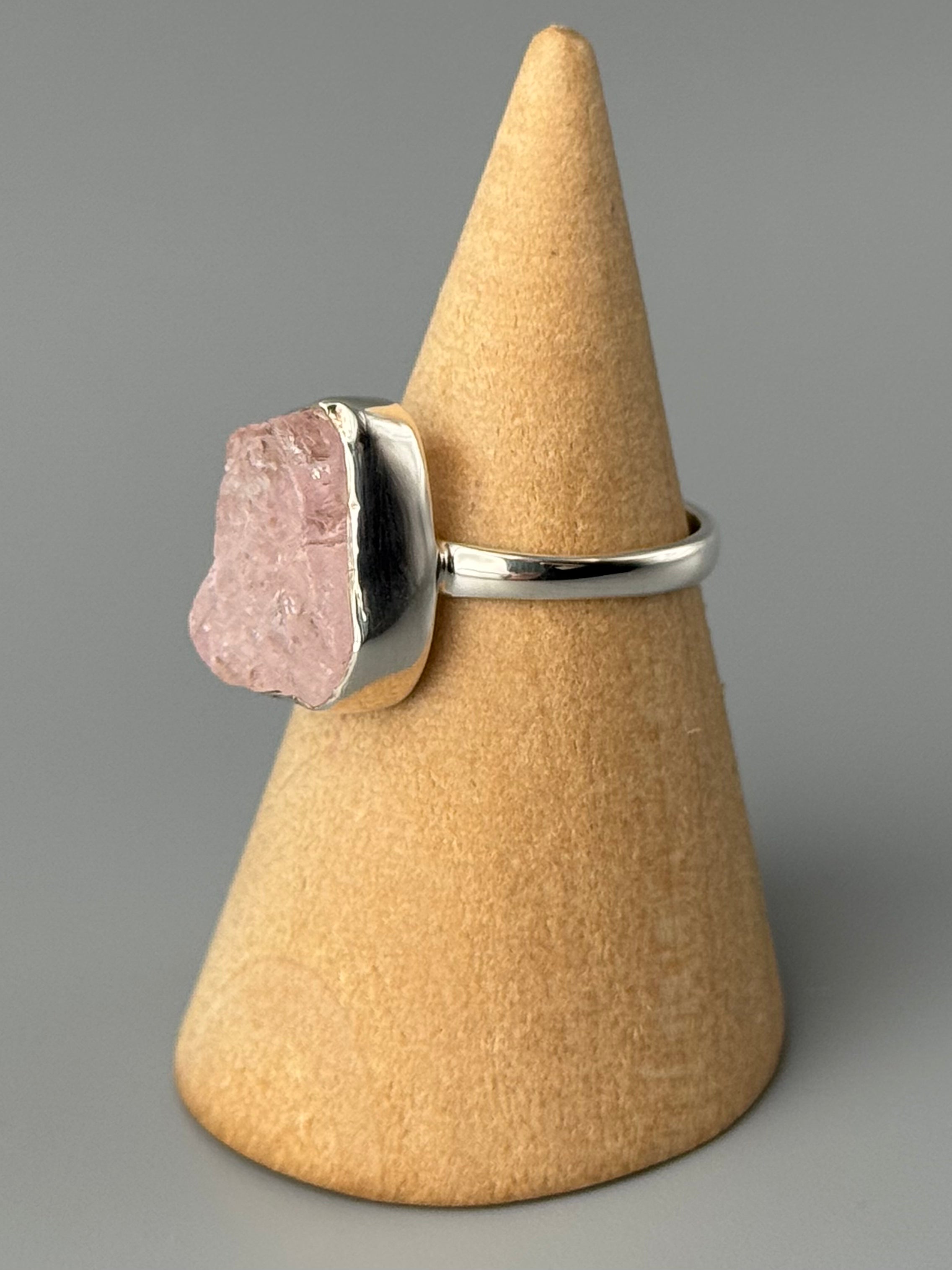 •MORGANITE - NUGGET• silver ring (various sizes)
