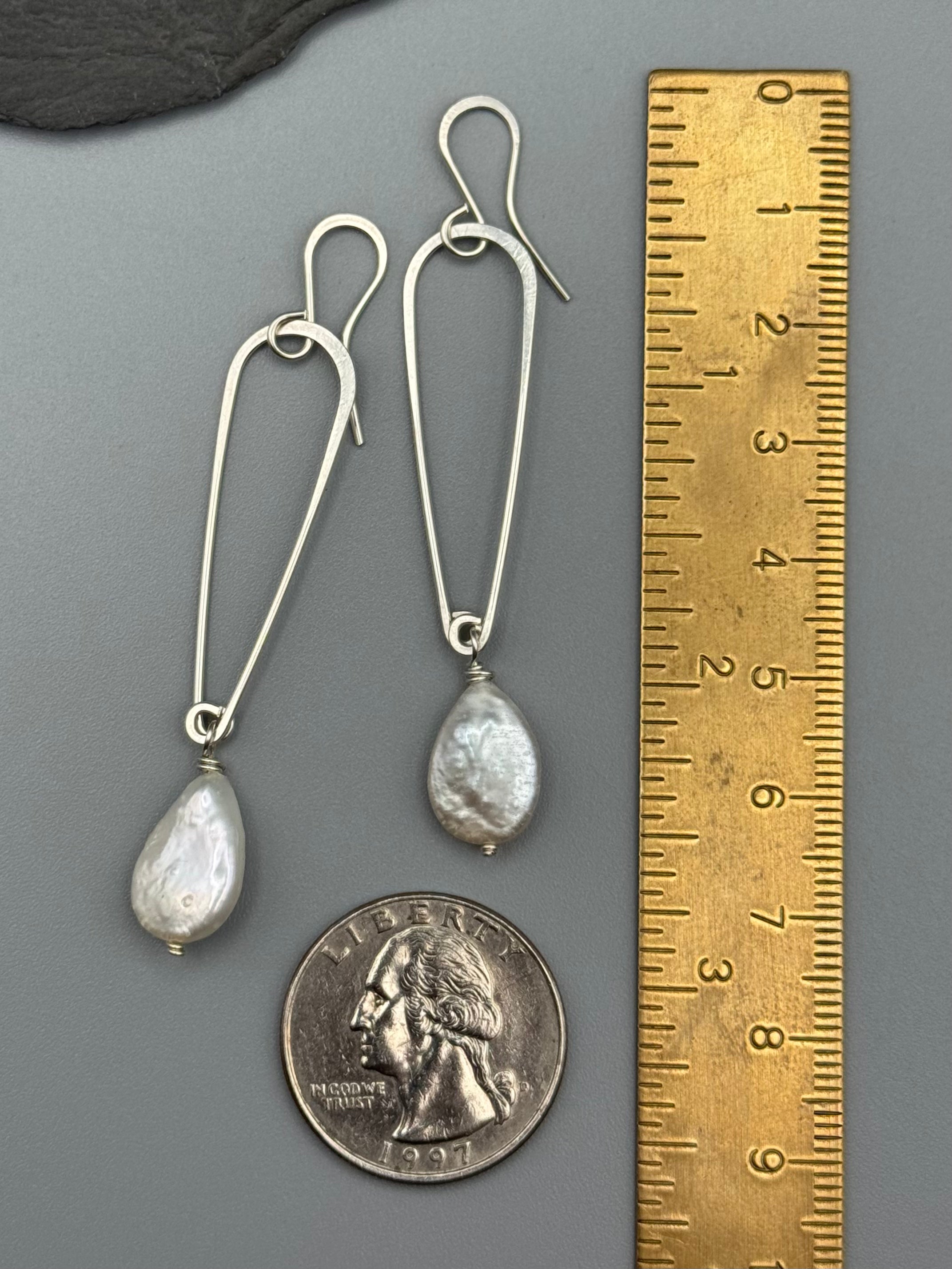 •TEARDROP• pearl + silver dangle earrings