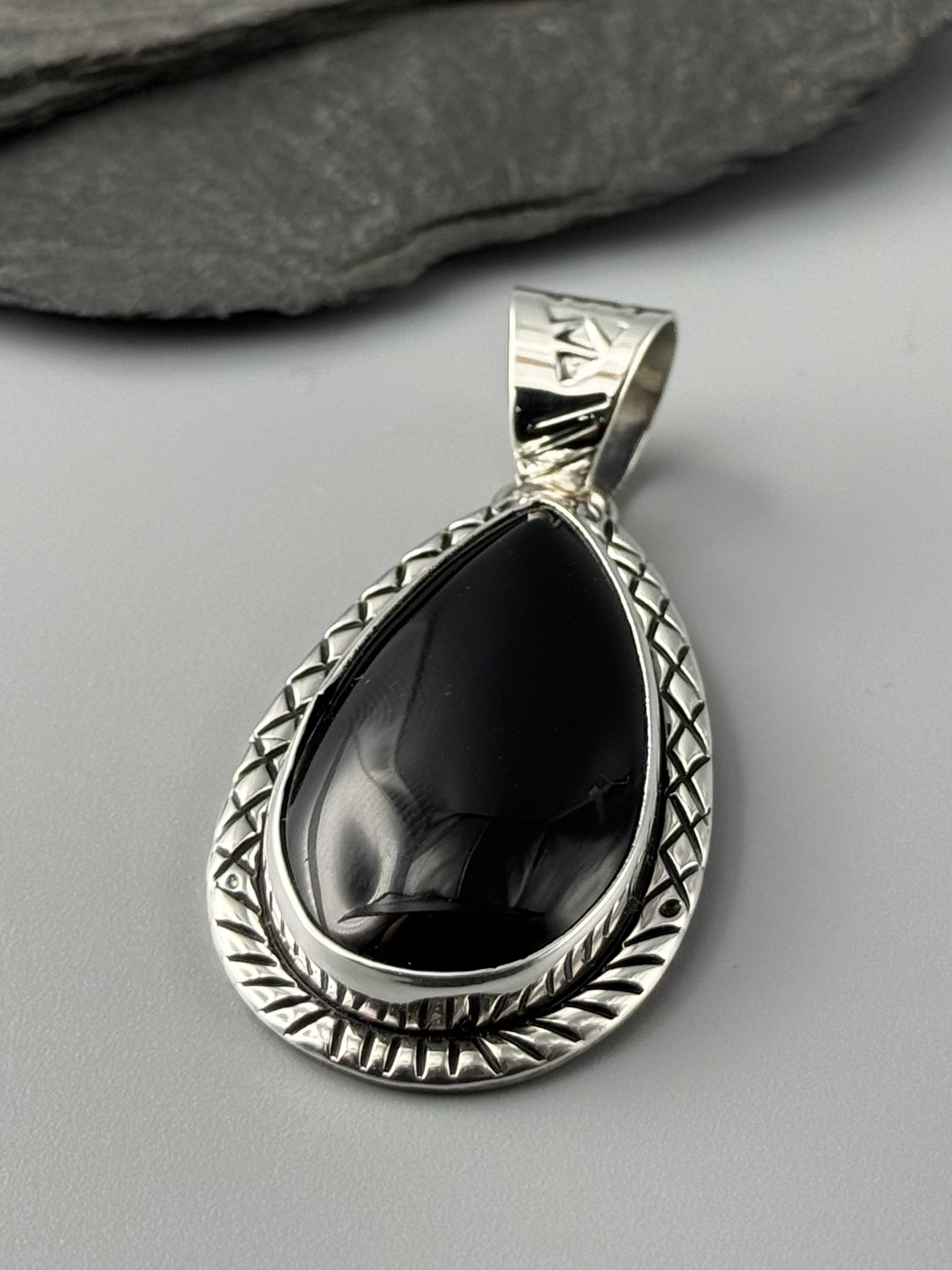•BLACK ONYX - SNAKE WISDOM• Navajo sterling silver pendant