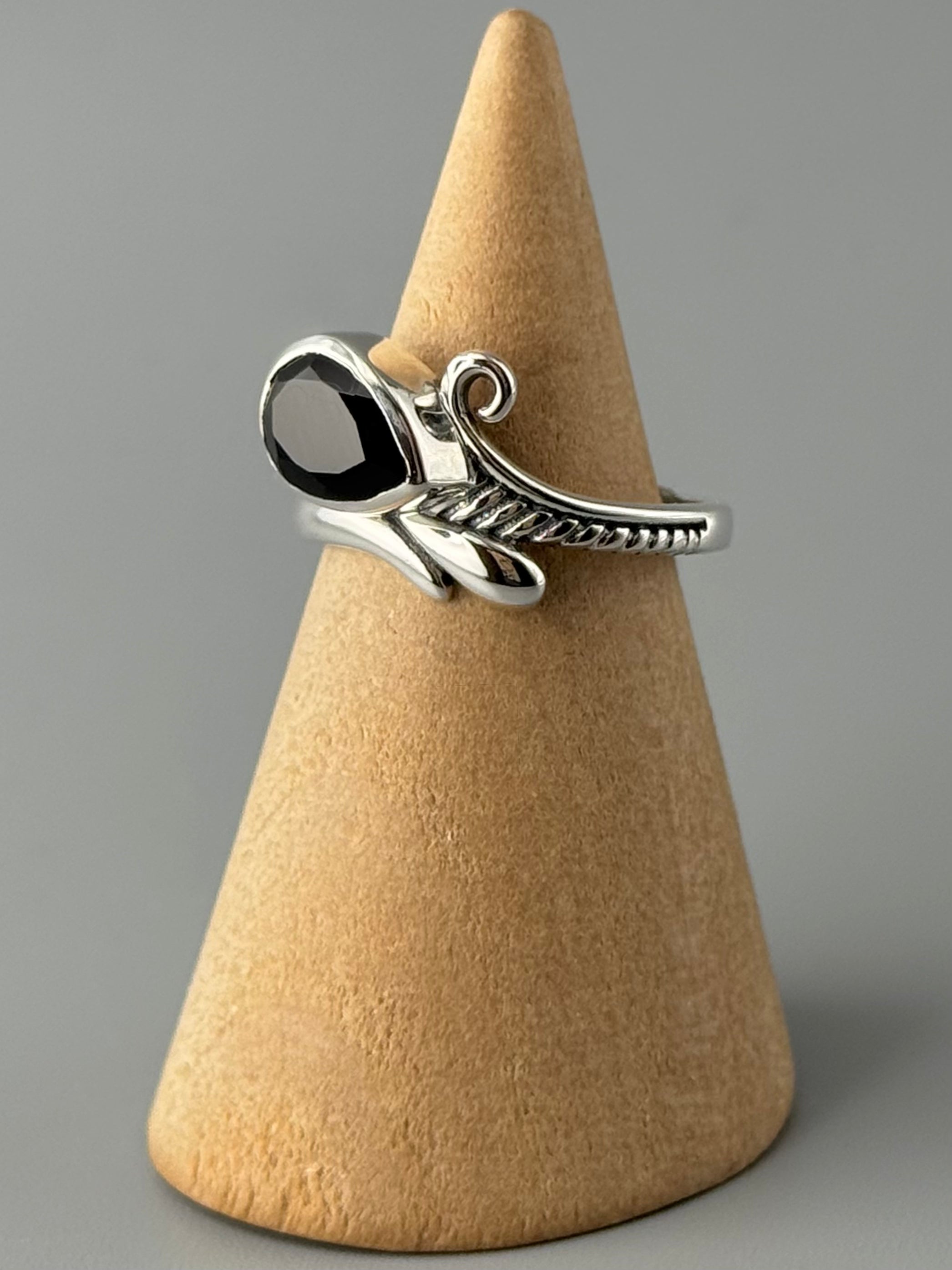 •BLACK ONYX - GUST• sterling silver ring (various sizes)
