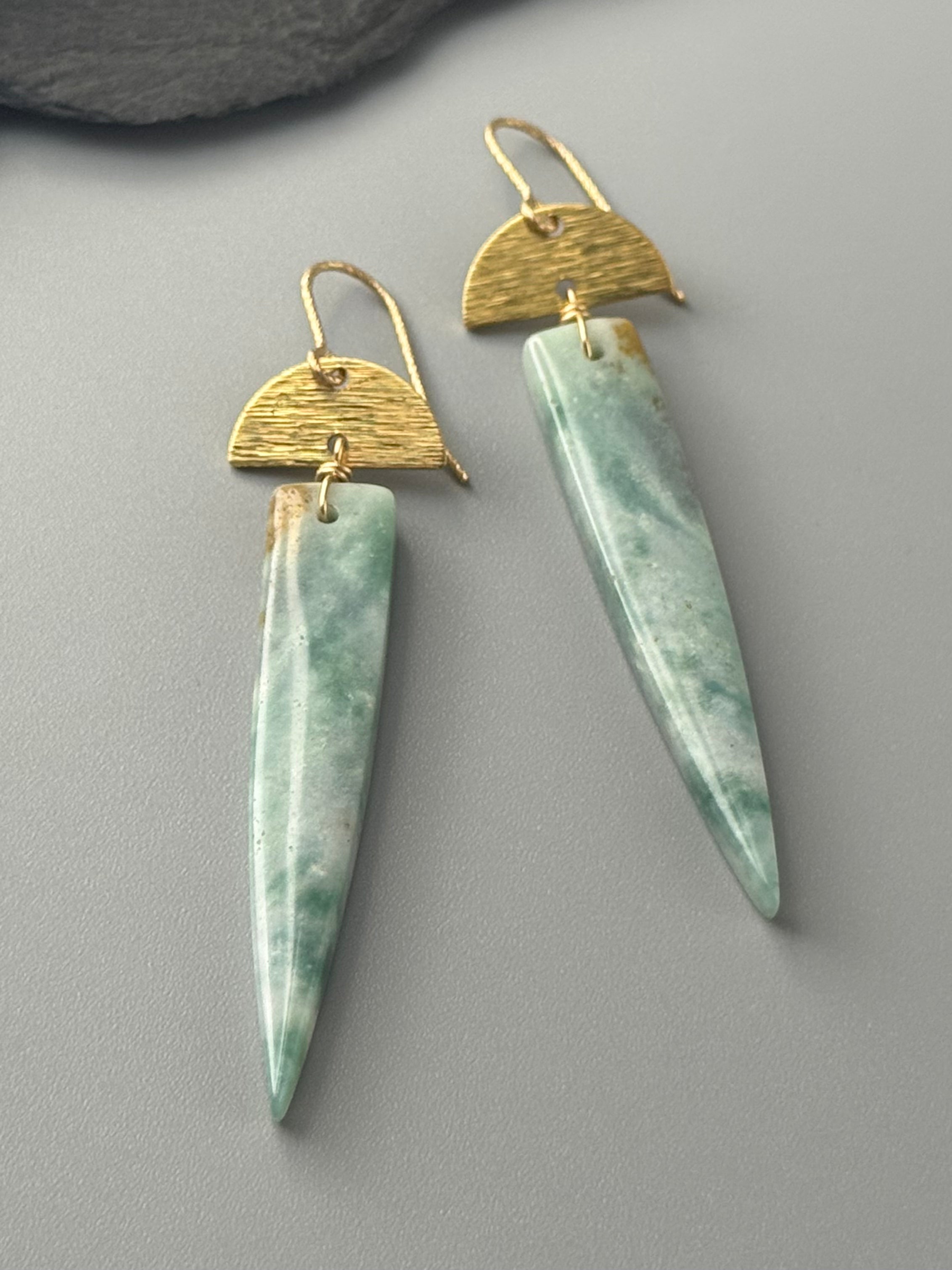 •MOON CAP• green mountain jade + gold earrings