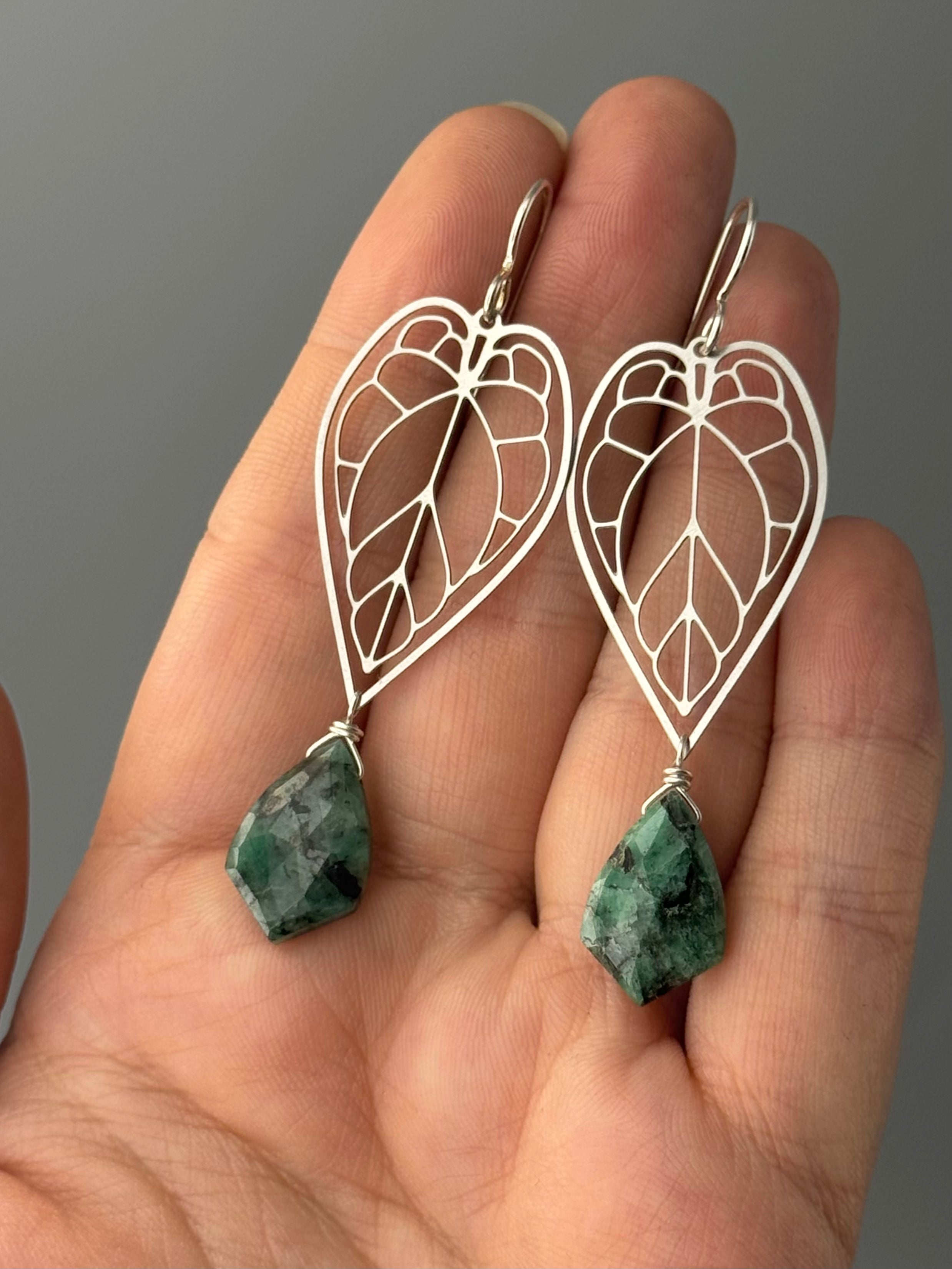 •PHILO• emerald + silver earrings