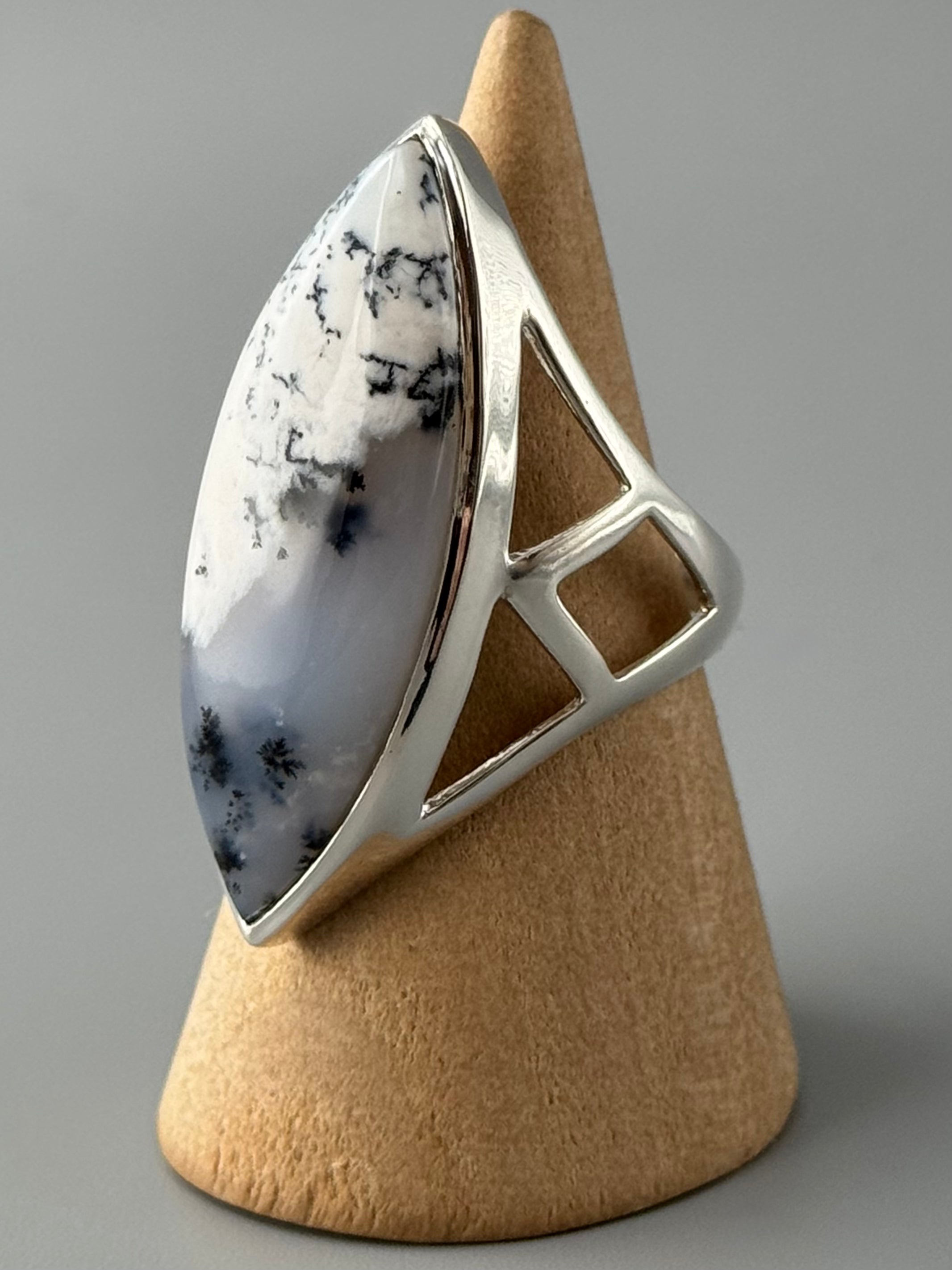 •DENDRITIC OPAL - MARQUISE• tapered band silver ring (various sizes)