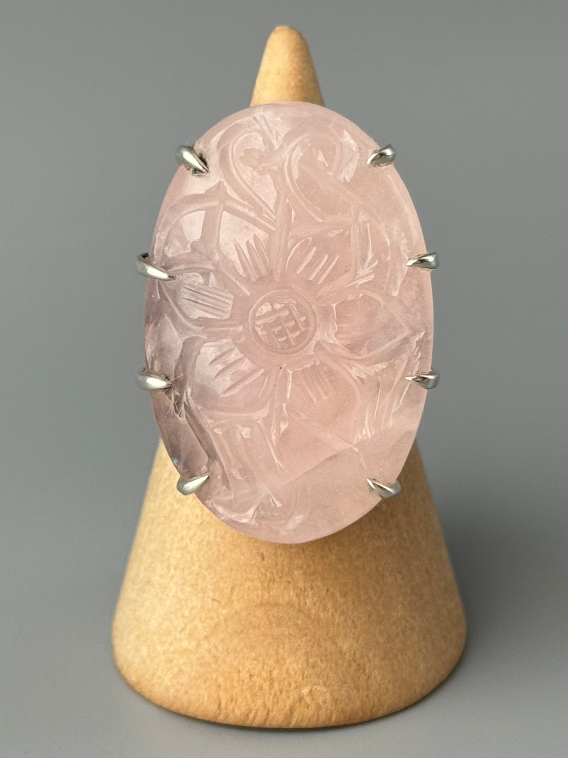 •ETCHED ROSE QUARTZ - OVAL• chevron band silver ring (various sizes)