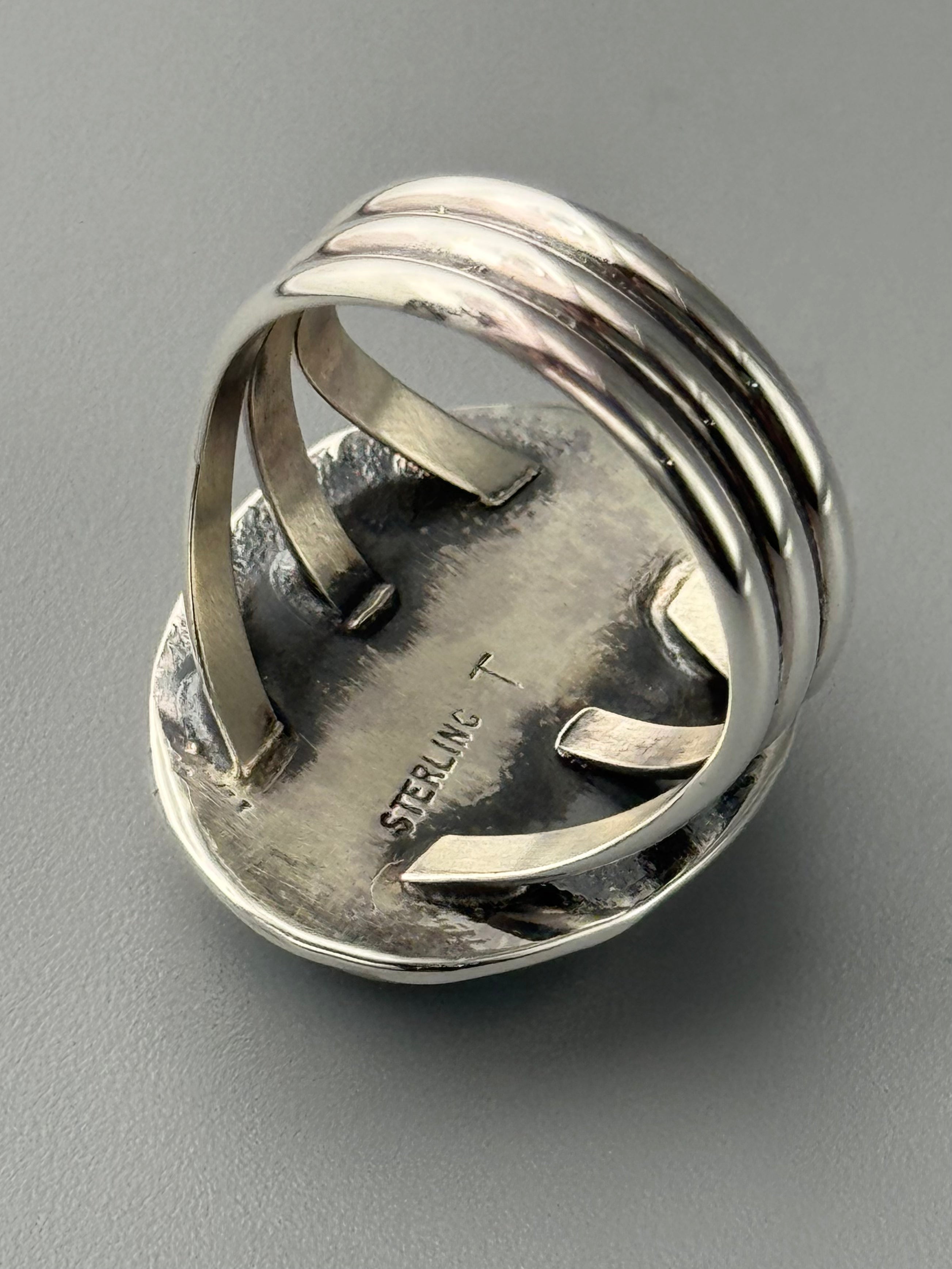 •EGYPTIAN TURQUOISE - SHÁ• Navajo silver ring (size 8)