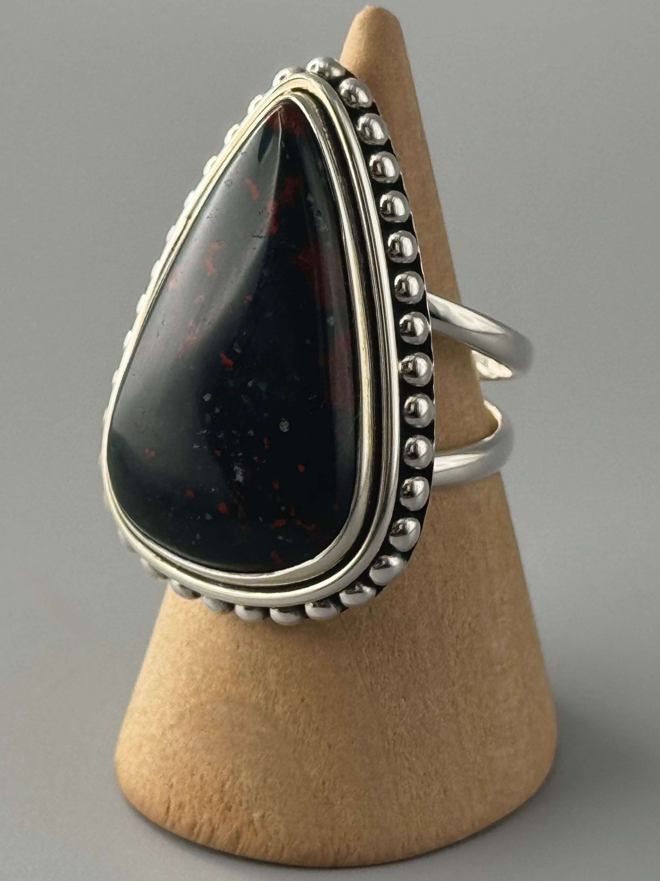 •BLOODSTONE - TEAR• dotted bezel silver ring (size 7.75)