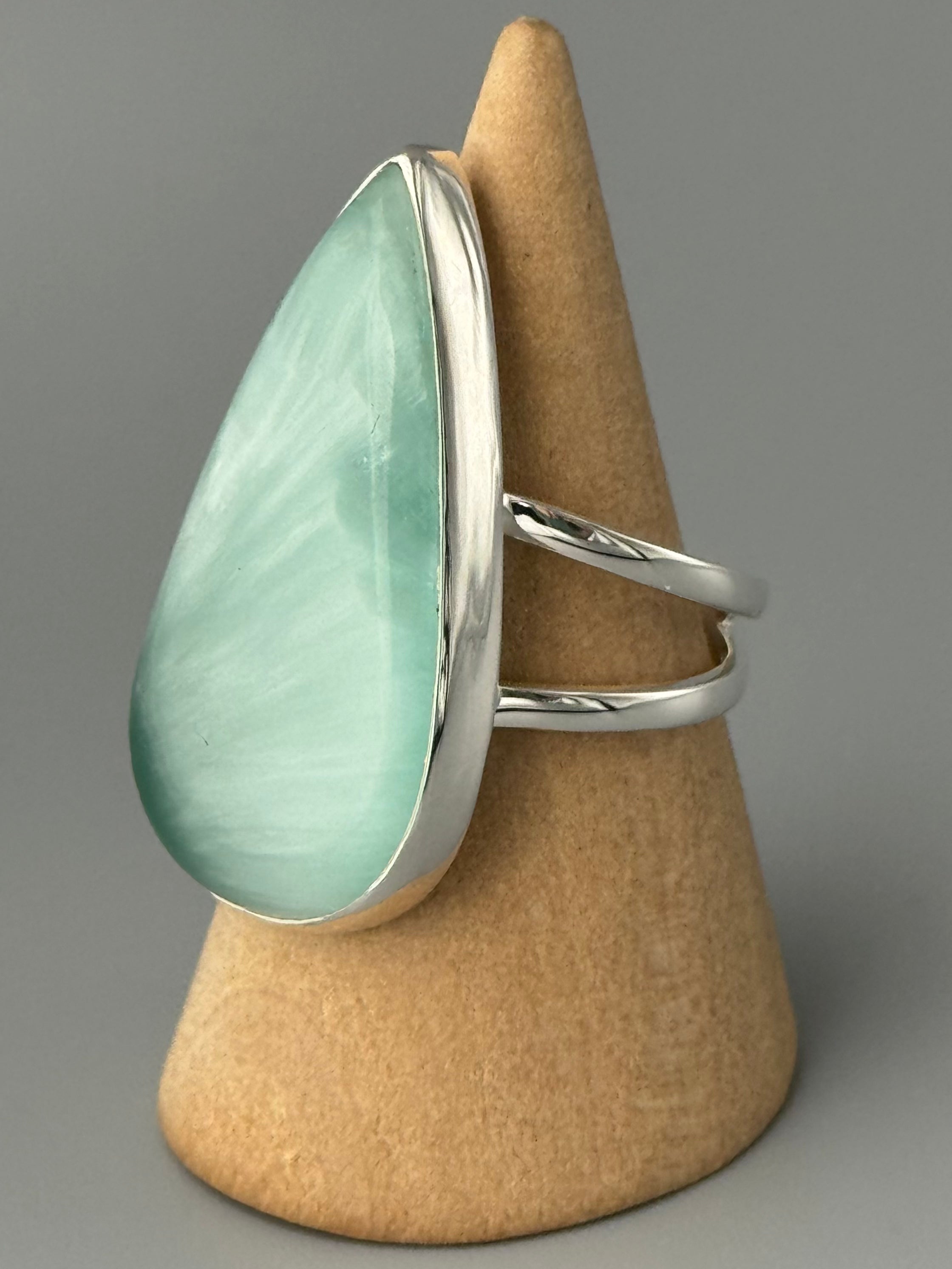 •HEMIMORPHITE - TEAR• split band silver ring (size 9)