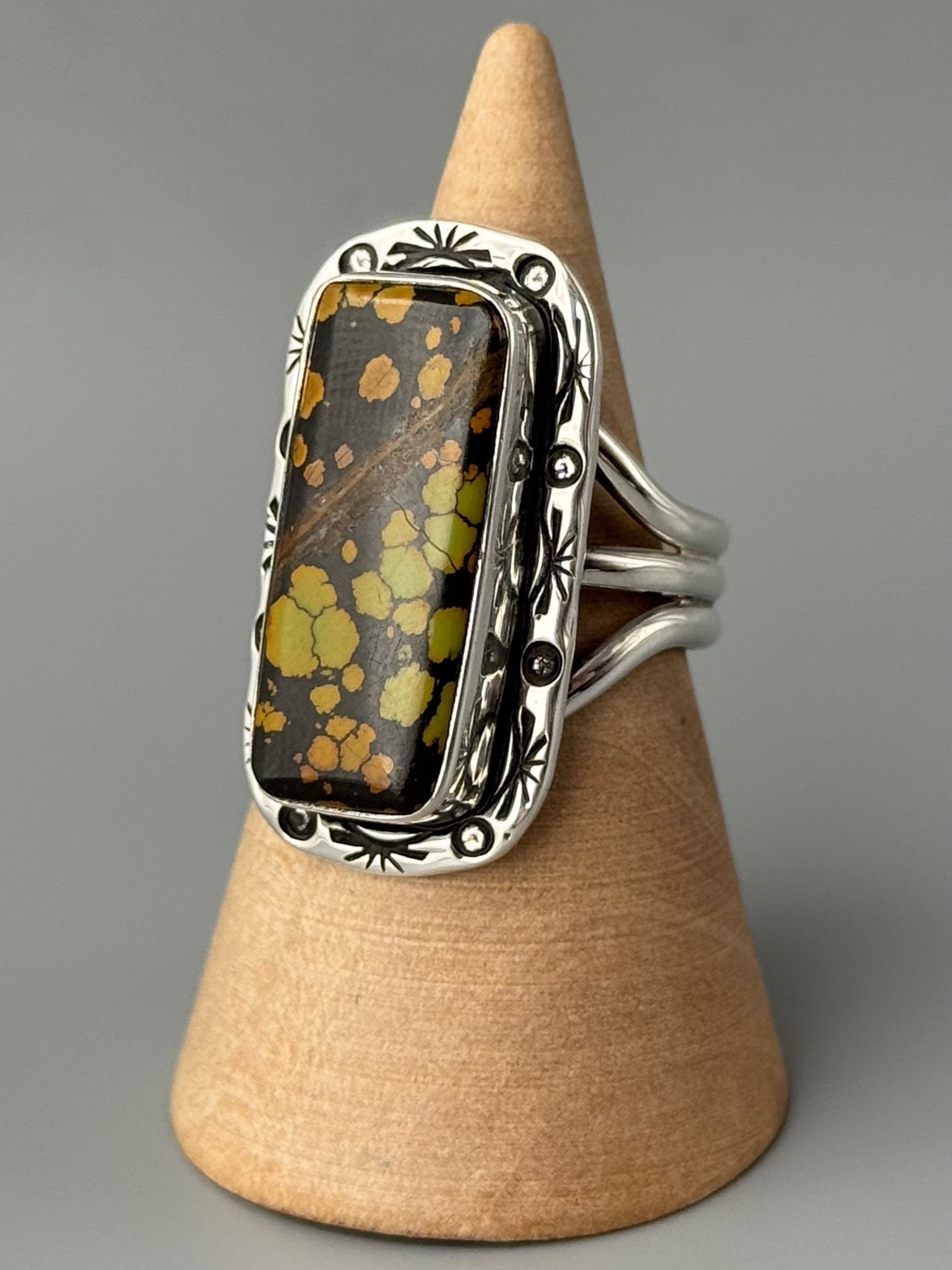 •BLACKJACK TURQUOISE - SHÁ• Navajo silver ring (size 9)