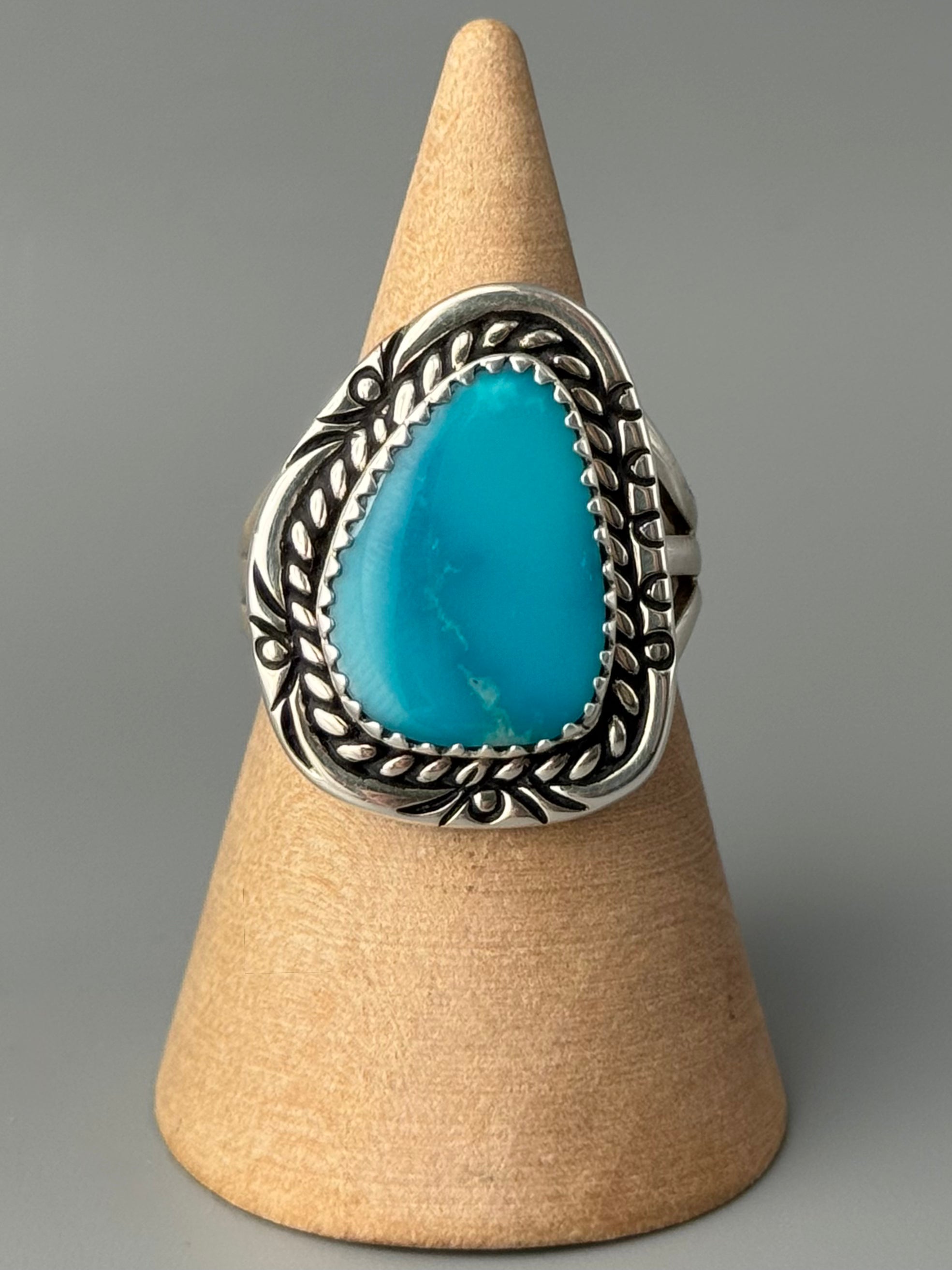 •BLUE RIDGE NEVADA TURQUOISE - MOUNTAIN SUN• Navajo silver ring (size 8.5)